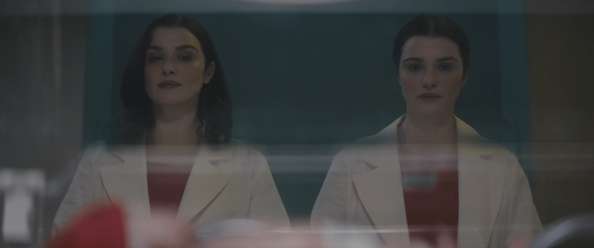 Rachel Weisz in Dead Ringers (2023)