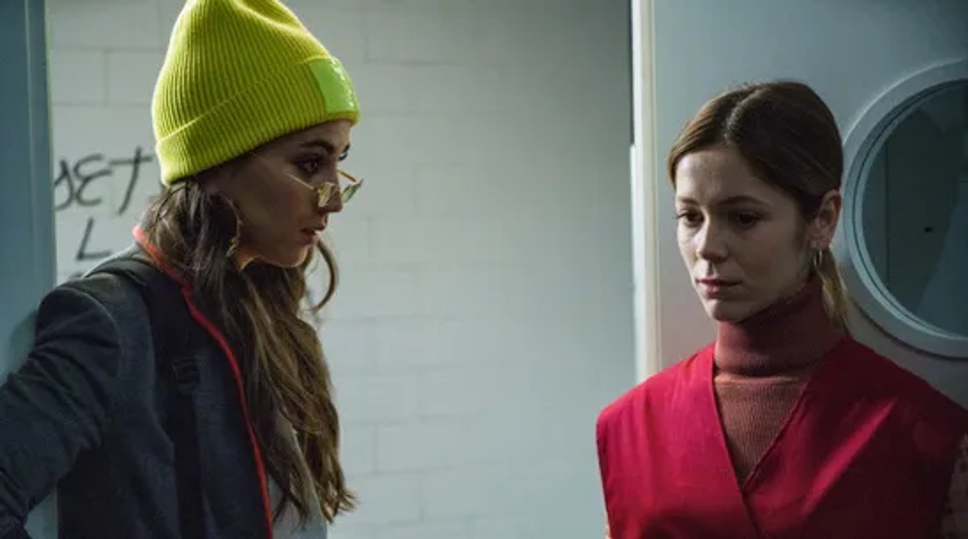 Claudia Salas and Georgina Amorós in Elite (2018)