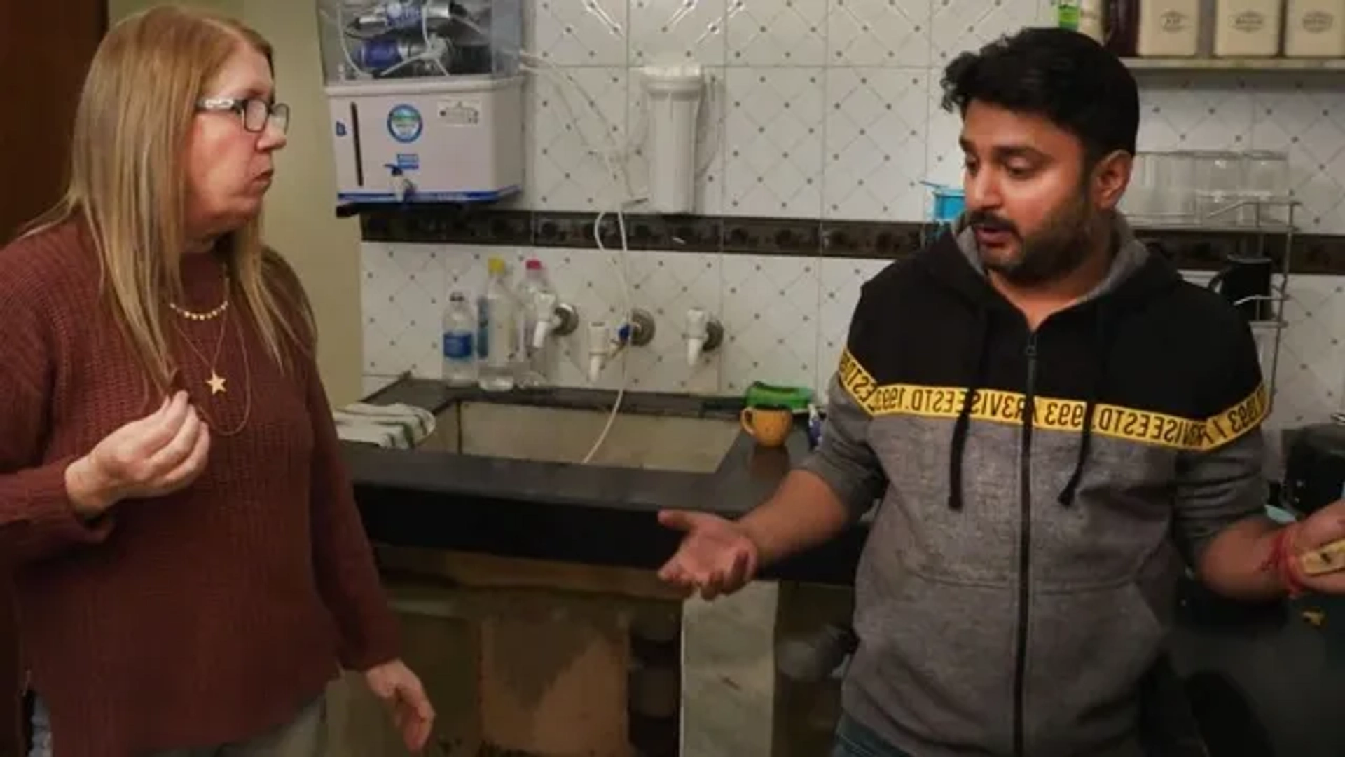 Jenny Slatten and Sumit Singh in 90 Day Fiancé: The Other Way: Bris-fully Ignorant (2020)