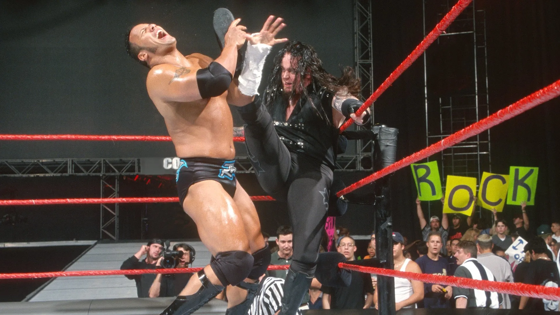 Mark Calaway and Dwayne Johnson in WWE Raw (1993)