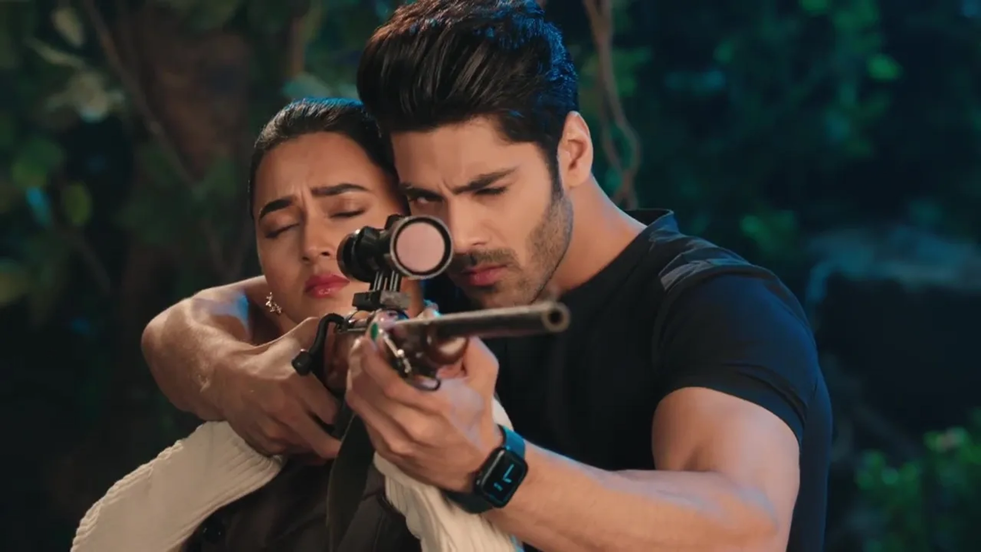 Simba Nagpal and Tejasswi Prakash in Naagin: Mehak Devises A Plan! (2022)