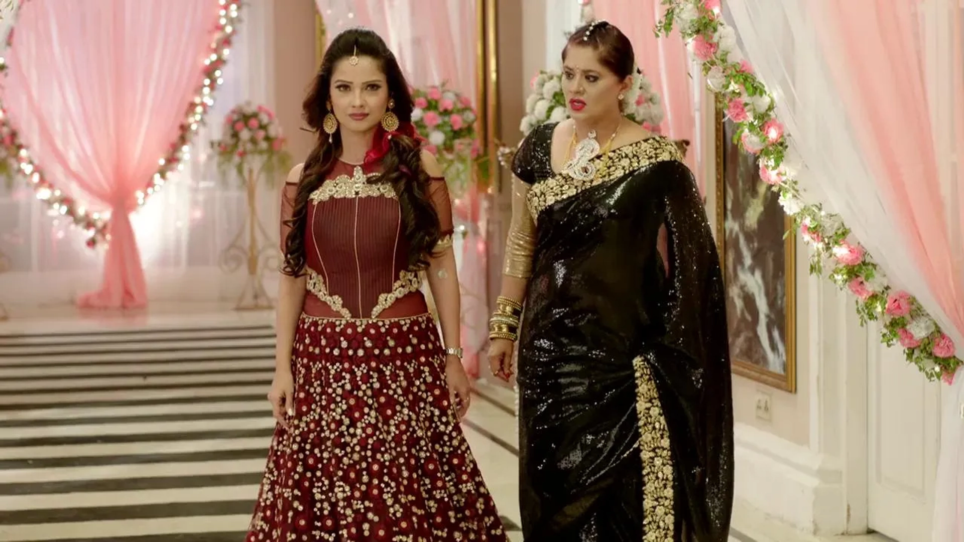 Sudha Chandran and Adaa Khan in Naagin (2015)