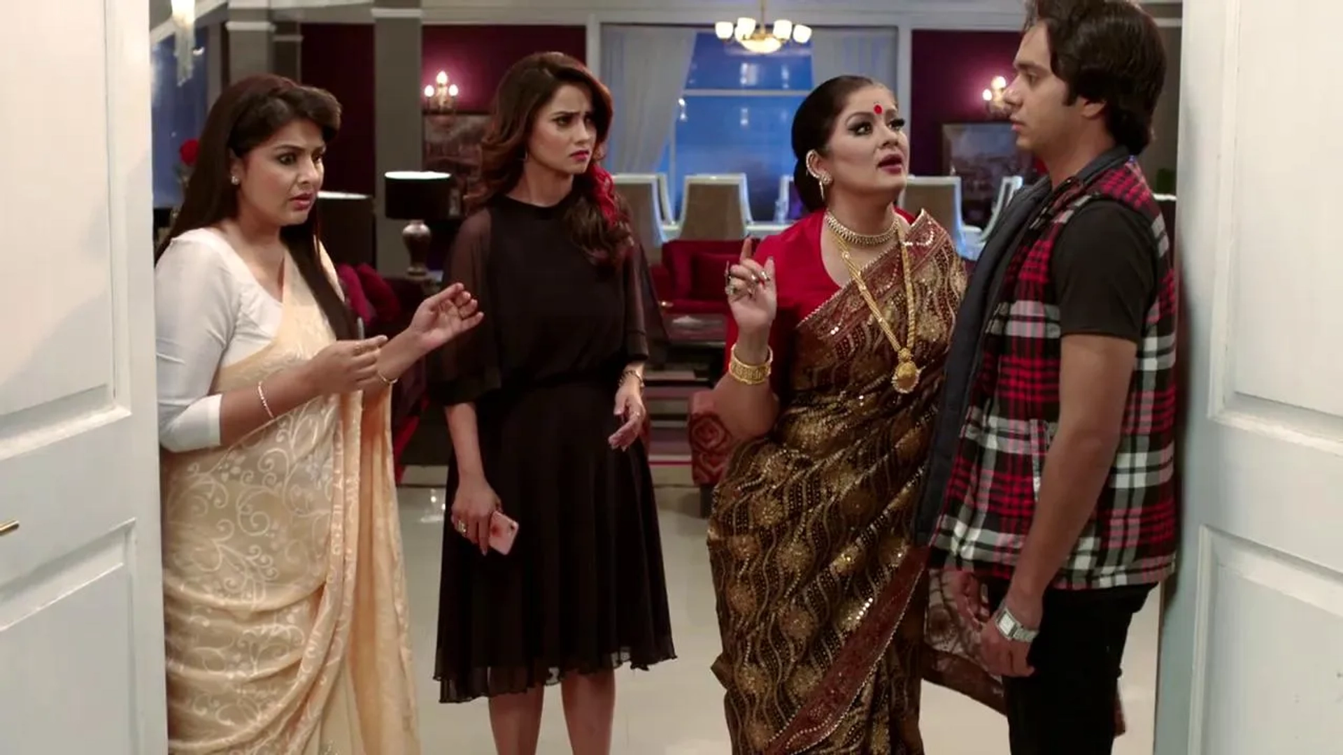 Sudha Chandran, Indresh Malik, Pyumori Mehta, and Adaa Khan in Naagin (2015)