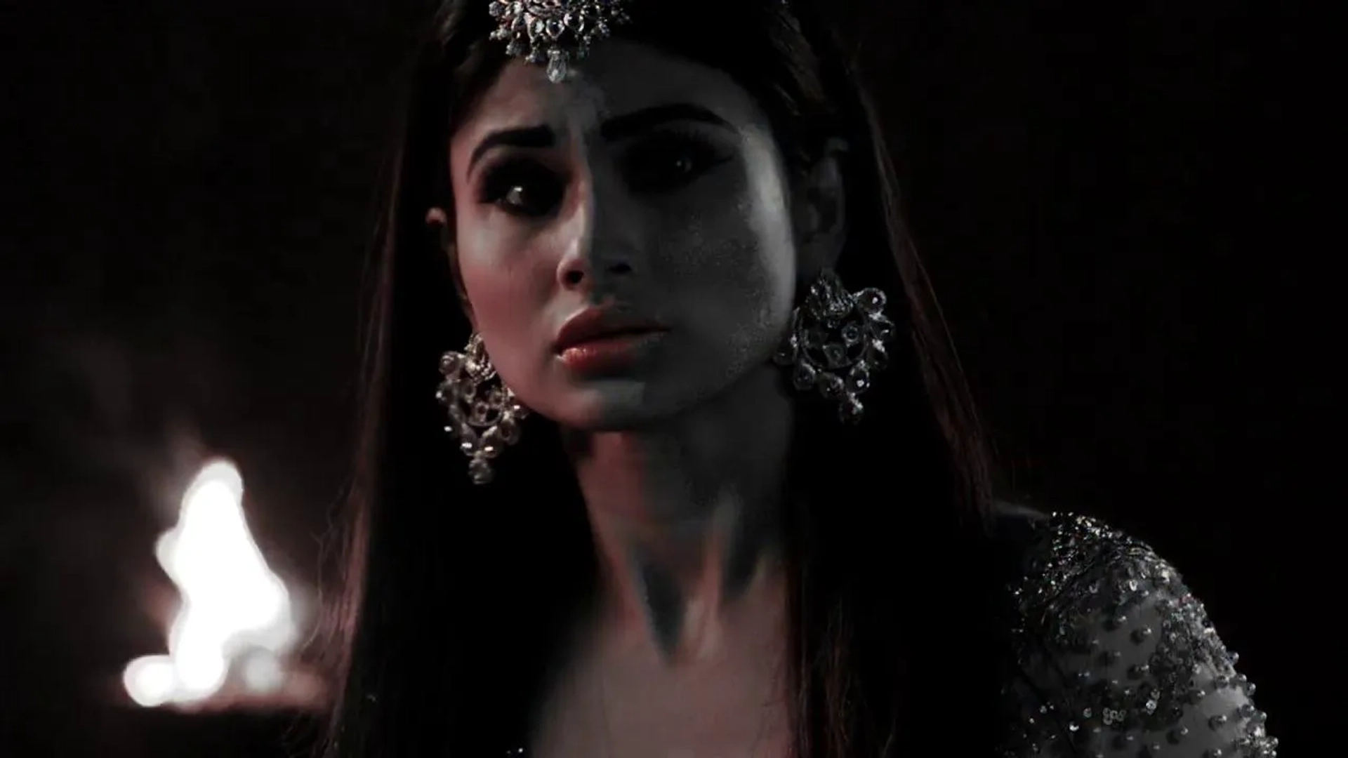 Mouni Roy in Naagin (2015)