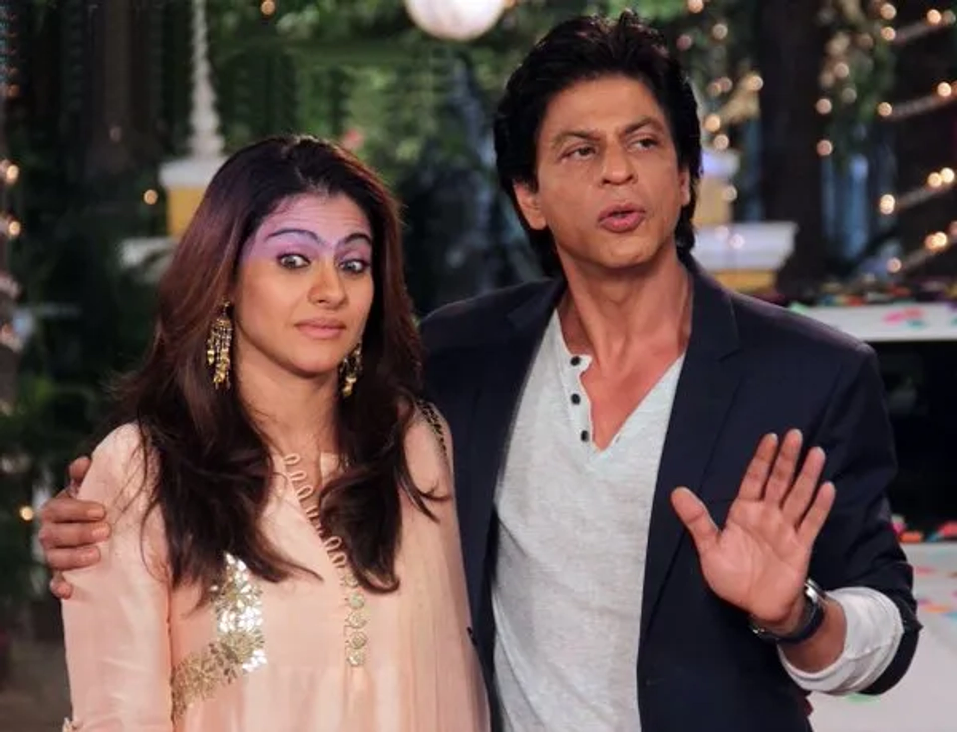 Kajol and Shah Rukh Khan in Taarak Mehta Ka Ooltah Chashmah (2008)