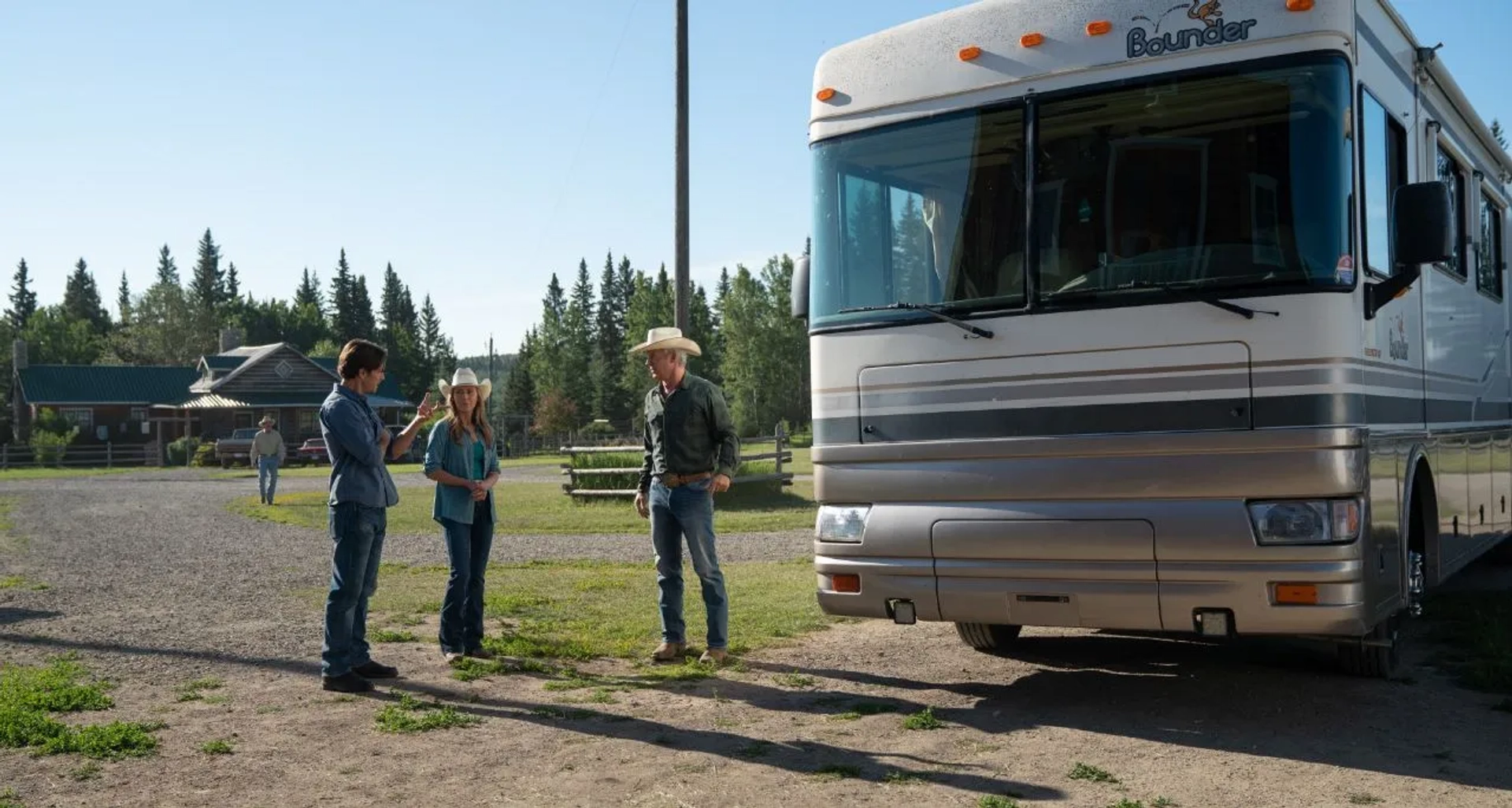 Chris Potter, Graham Wardle, and Amber Marshall in Heartland (2007)