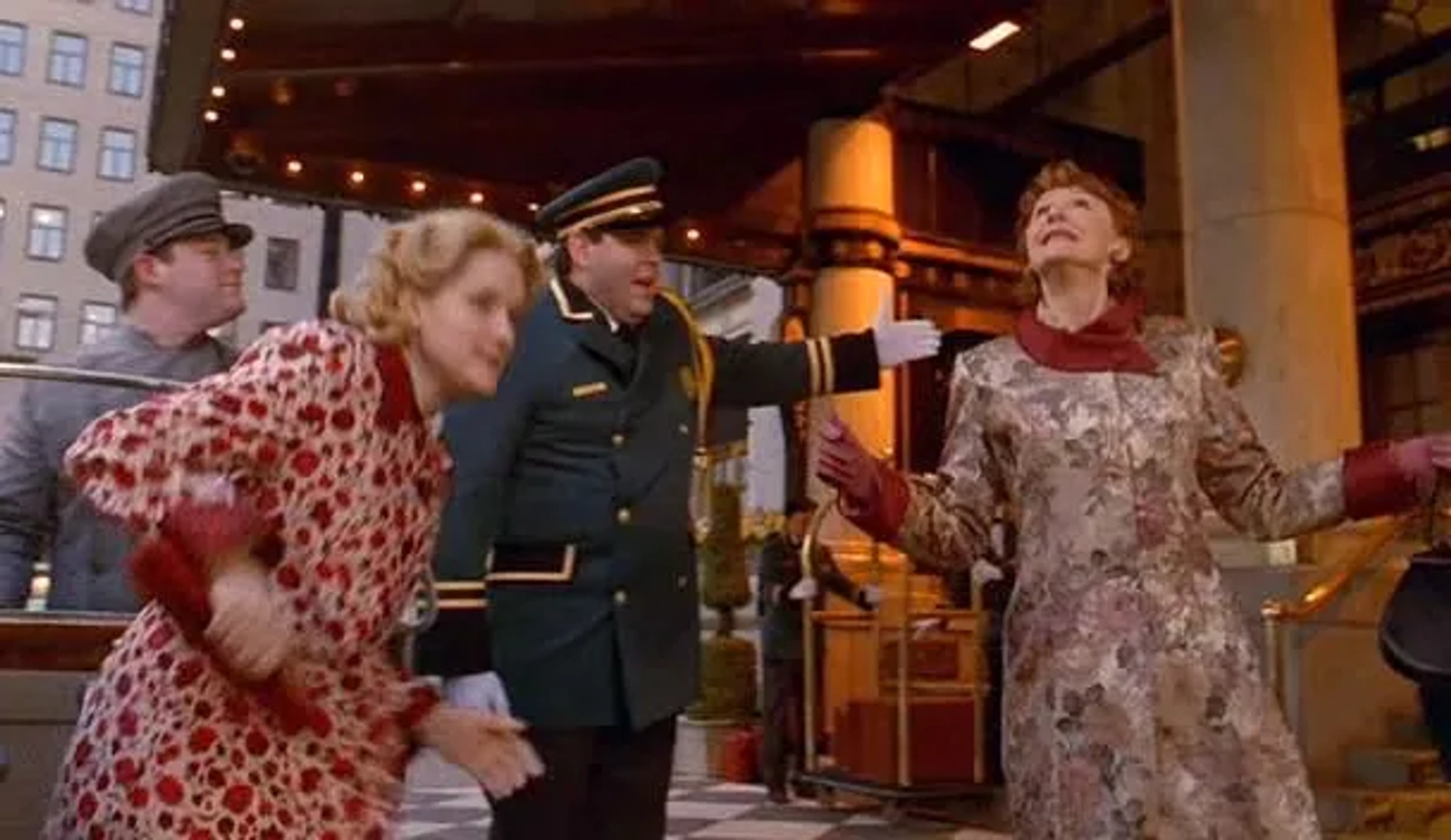 Eve Crawford, Stephanie Anne Mills, and David Sparrow in The Wonderful World of Disney (1997)