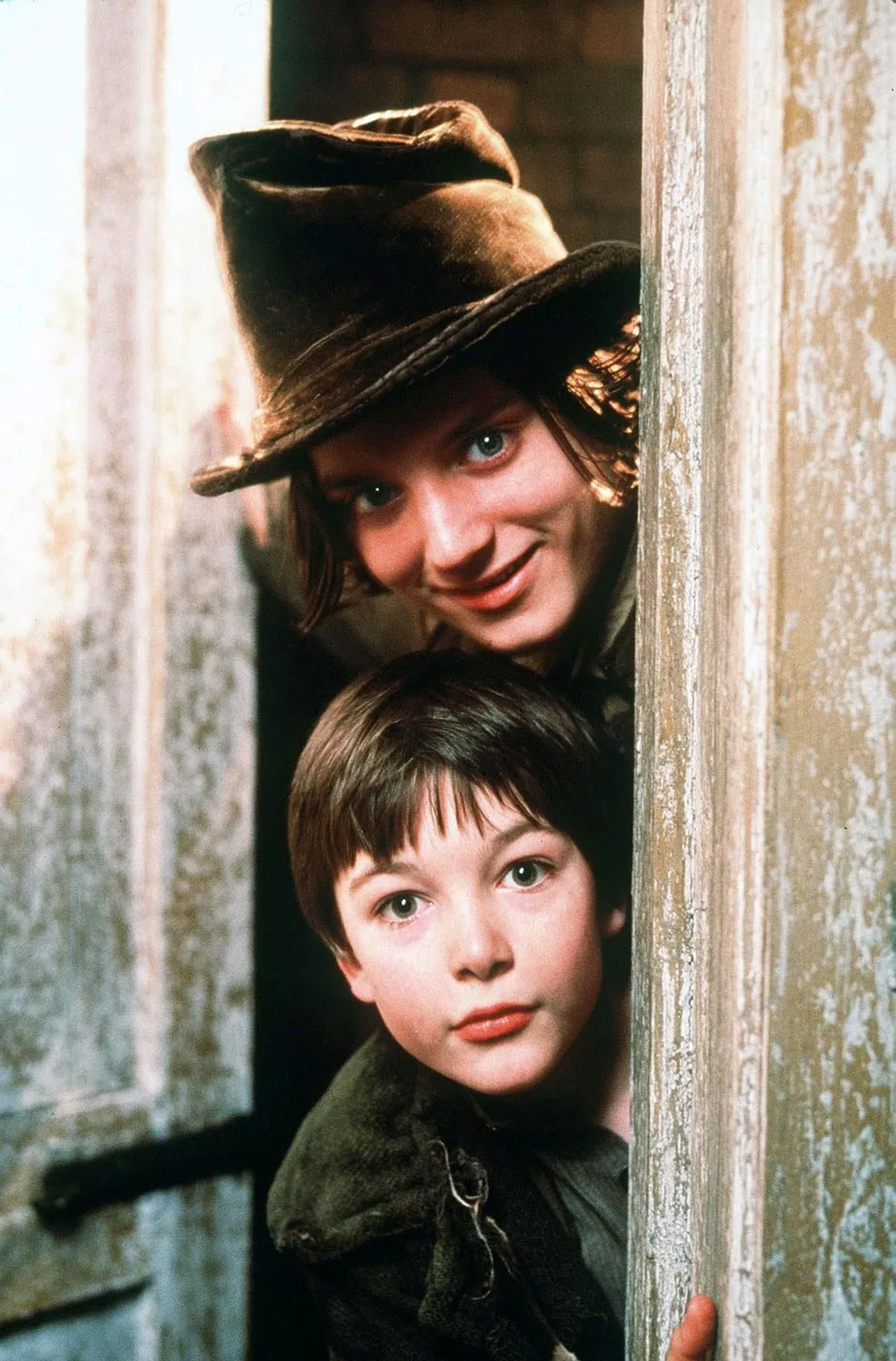 Elijah Wood and Alex Trench in The Wonderful World of Disney: Oliver Twist (1997)