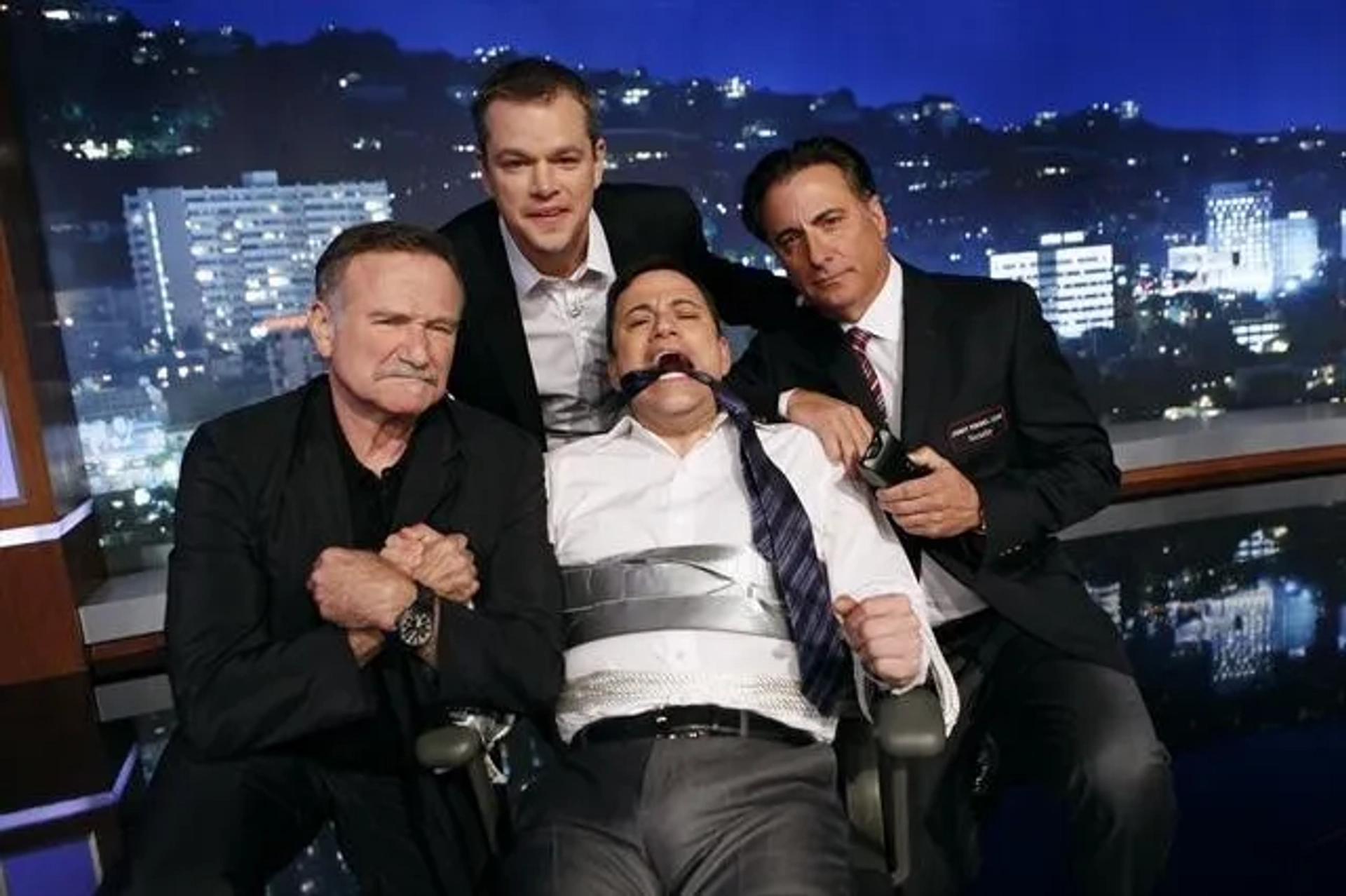 Robin Williams, Matt Damon, Andy Garcia, and Jimmy Kimmel in Jimmy Kimmel Live! (2003)