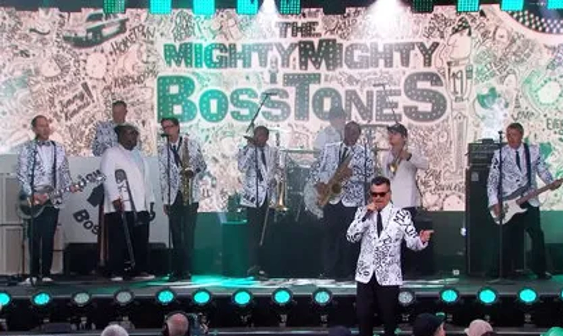 The Mighty Mighty Bosstones in Jimmy Kimmel Live! (2003)