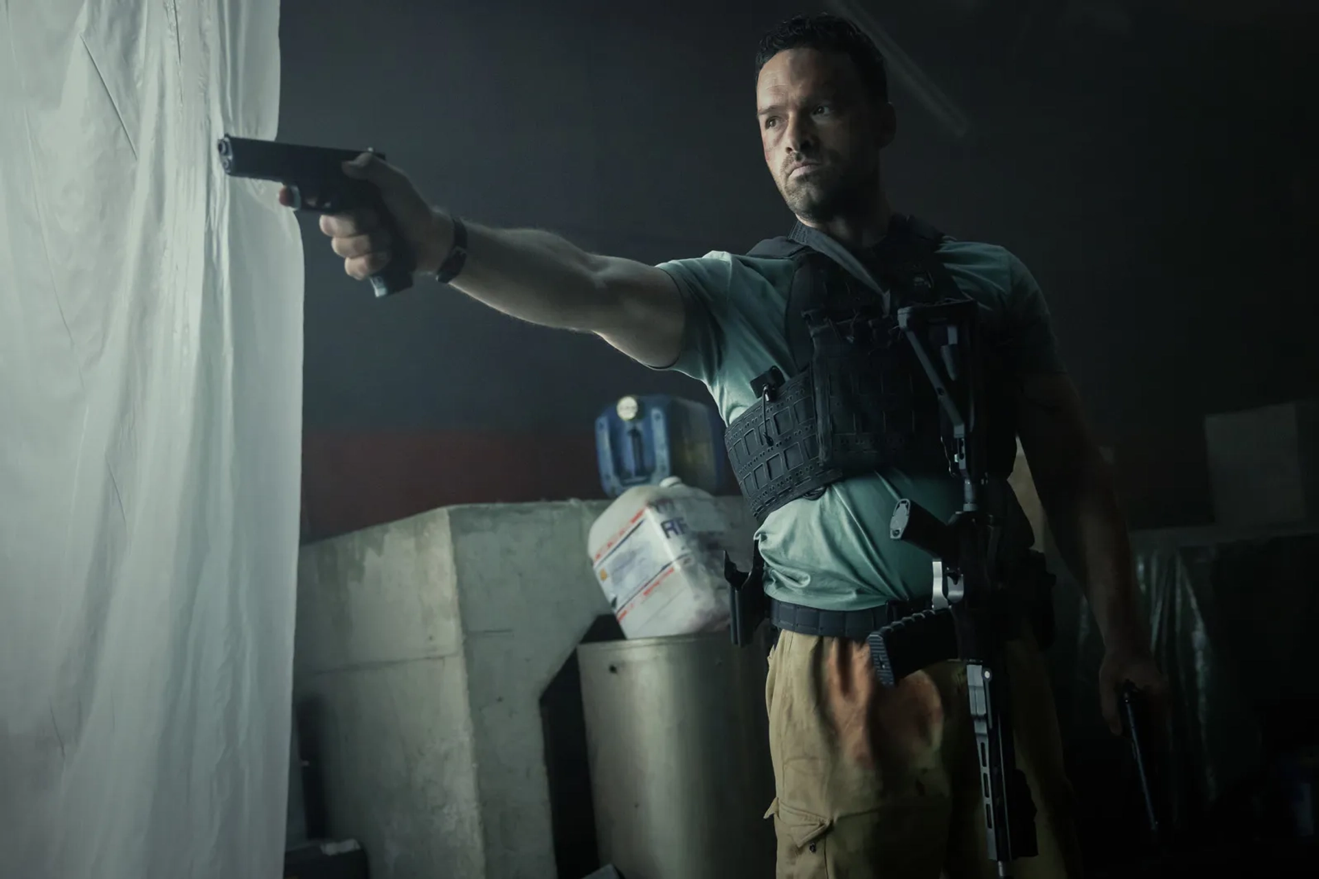 Alban Lenoir in AKA (2023)