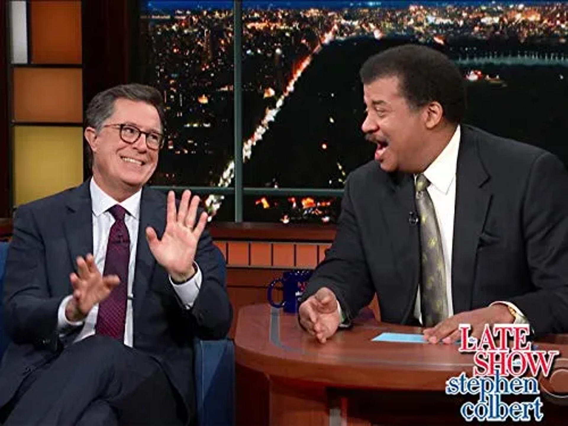 Stephen Colbert and Neil deGrasse Tyson in The Late Show with Stephen Colbert (2015)