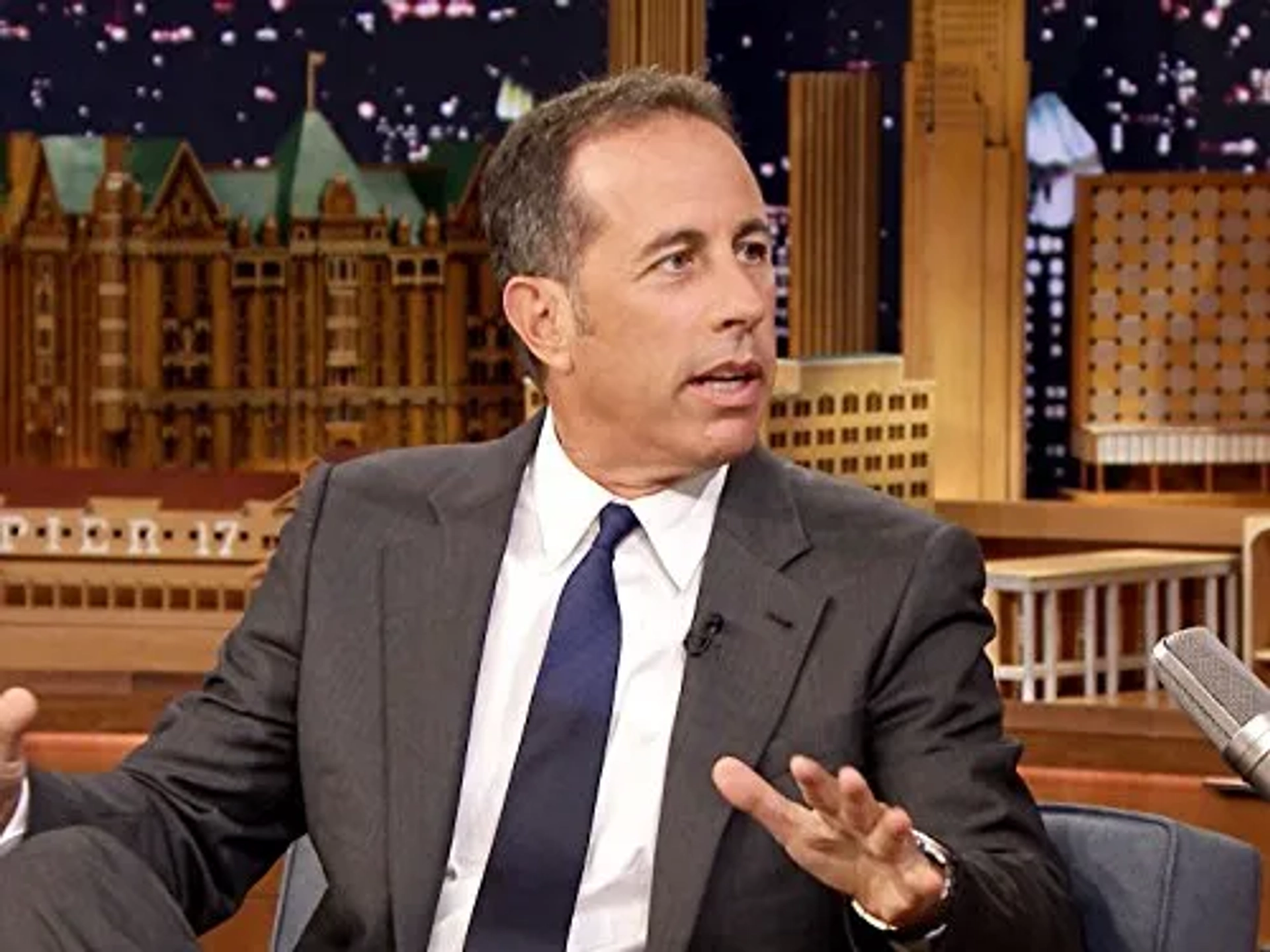 Jerry Seinfeld in The Tonight Show Starring Jimmy Fallon (2014)