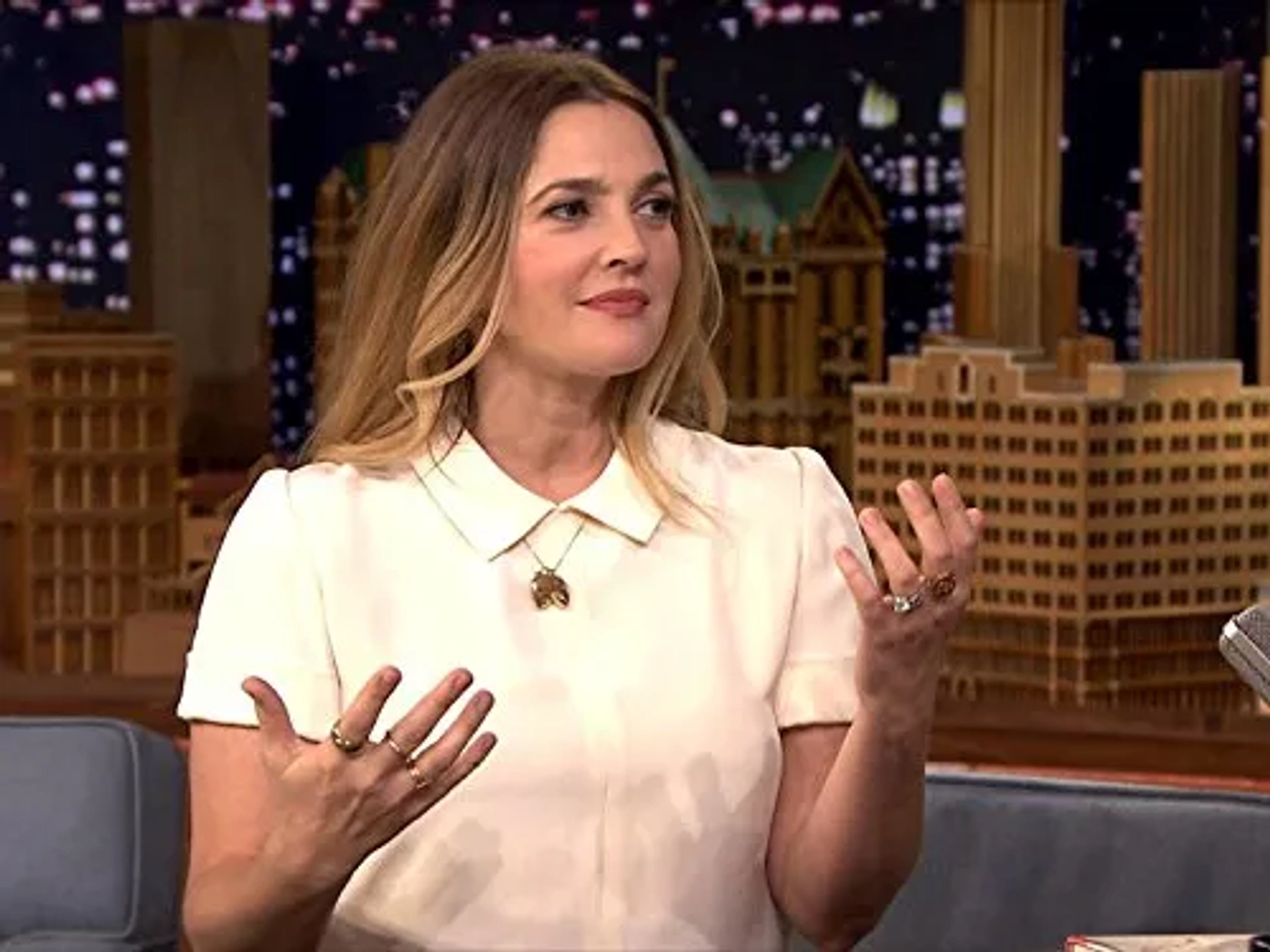 Drew Barrymore in The Tonight Show Starring Jimmy Fallon (2014)