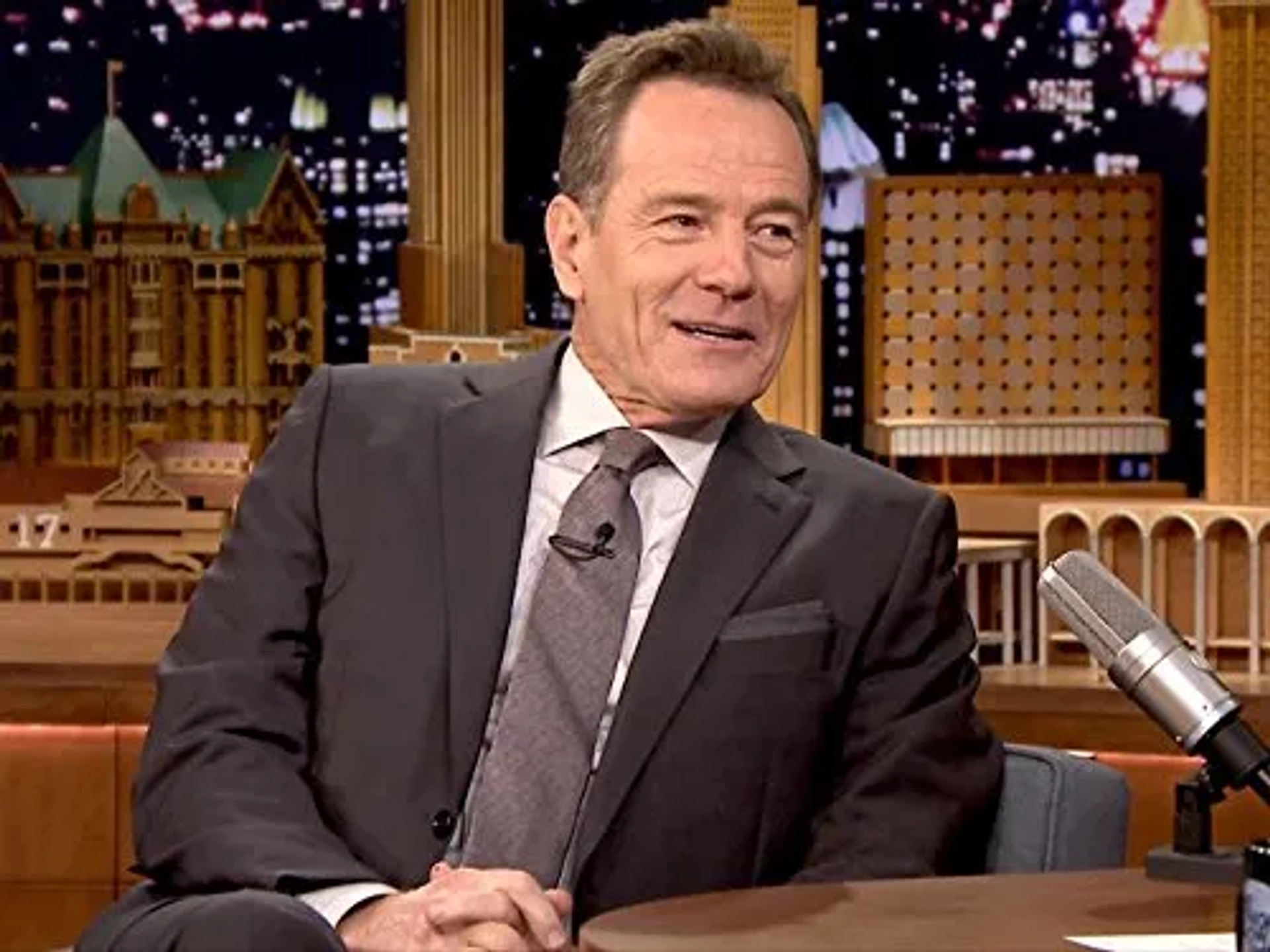 Bryan Cranston in The Tonight Show Starring Jimmy Fallon (2014)