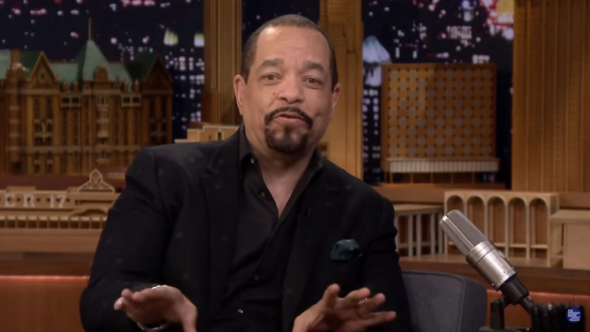 Ice-T in The Tonight Show Starring Jimmy Fallon (2014)