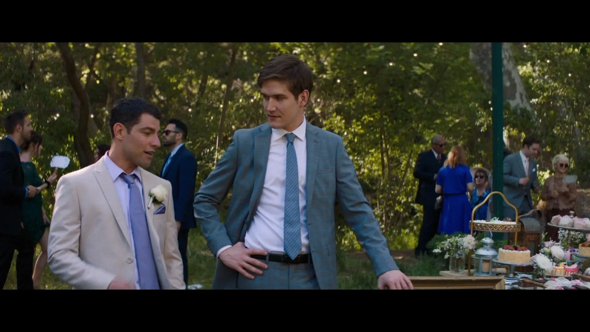 Max Greenfield and Bo Burnham in Promising Young Woman (2020)