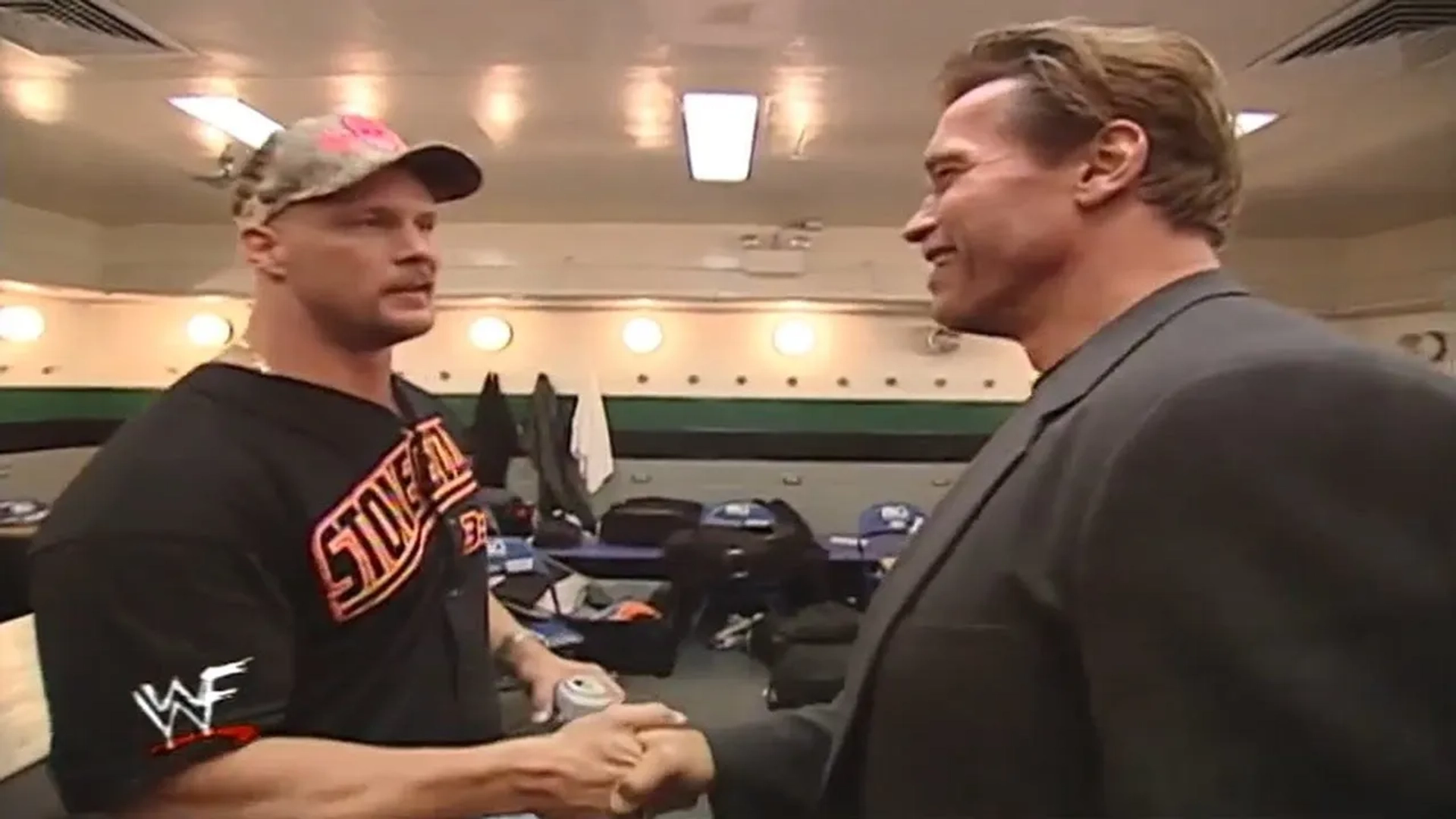 Arnold Schwarzenegger and Steve Austin in WWE Smackdown! (1999)