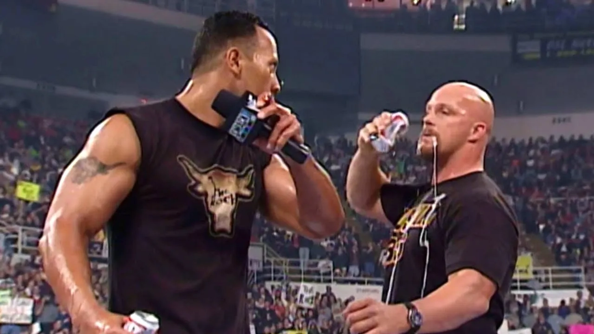 Steve Austin and Dwayne Johnson in WWE Smackdown! (1999)