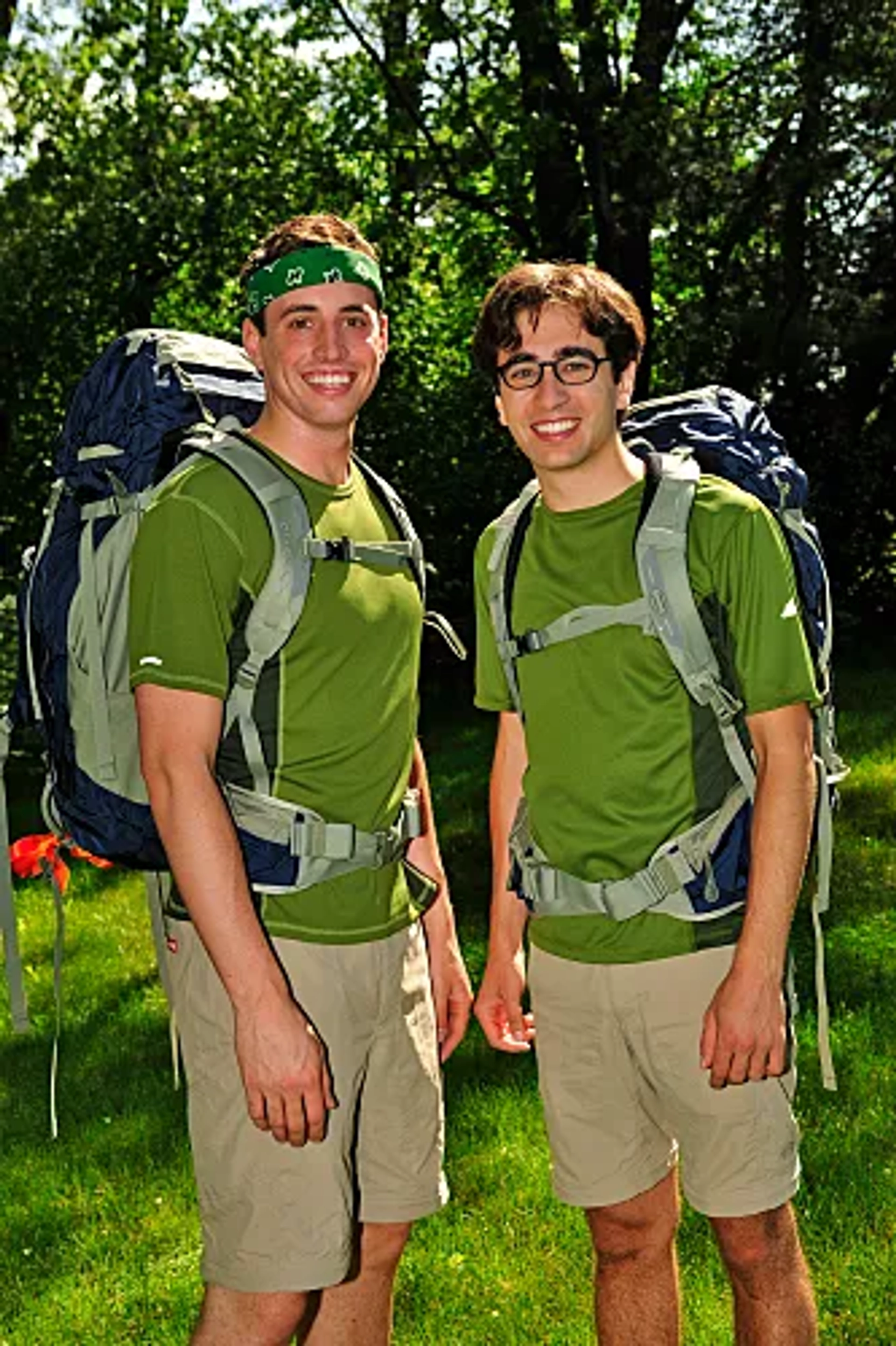 Jonathan Schwartz and Connor Diemand-Yauman in The Amazing Race (2001)