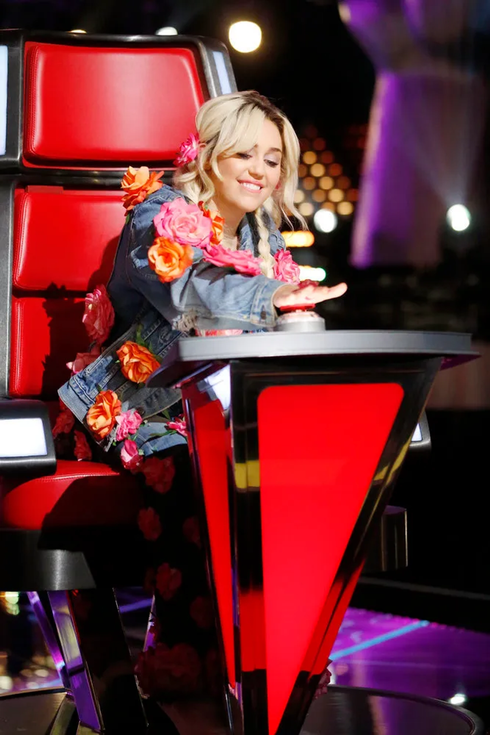 Miley Cyrus in The Voice (2011)