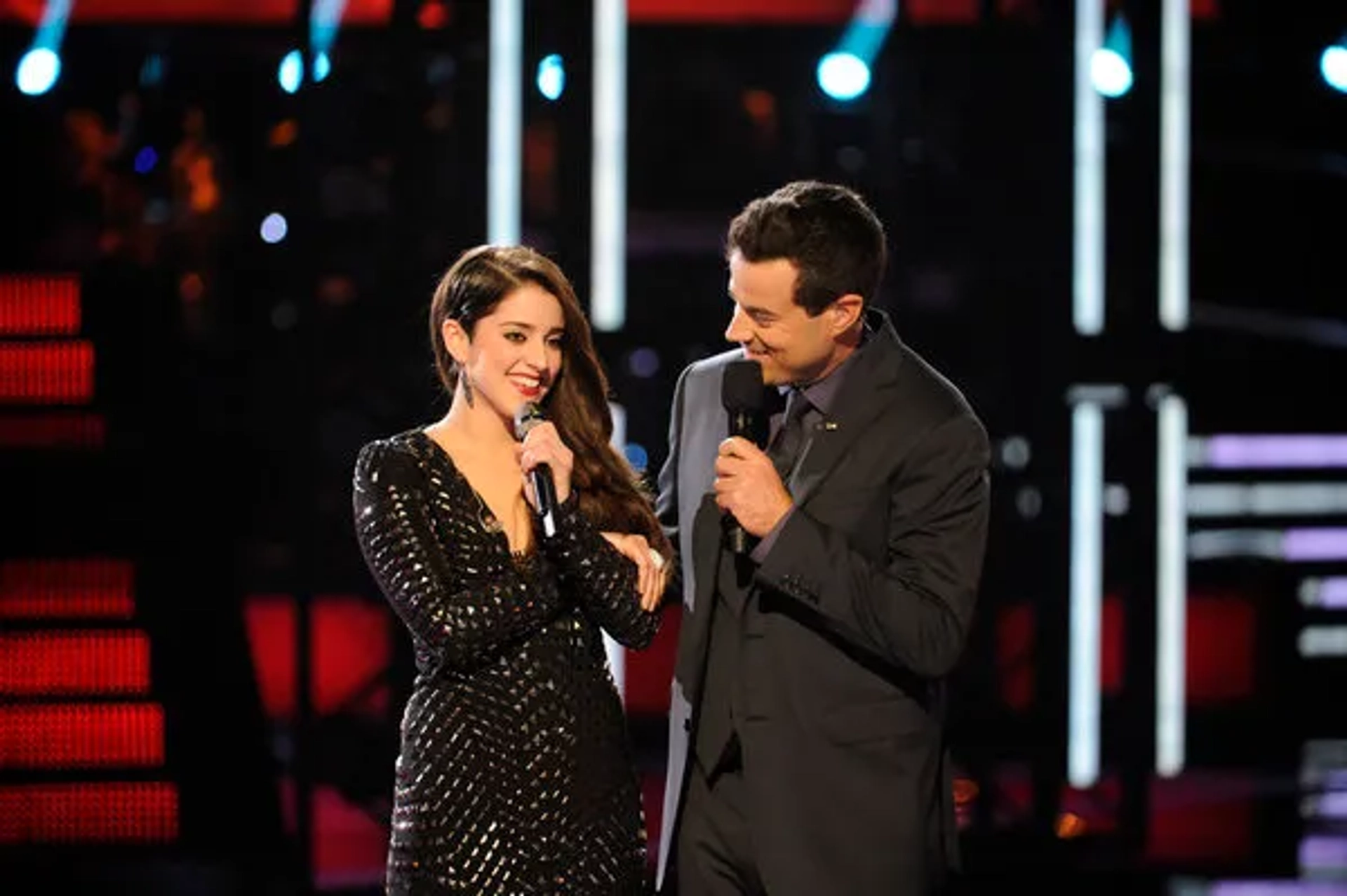 Carson Daly and Lindsey Pavao in The Voice (2011)