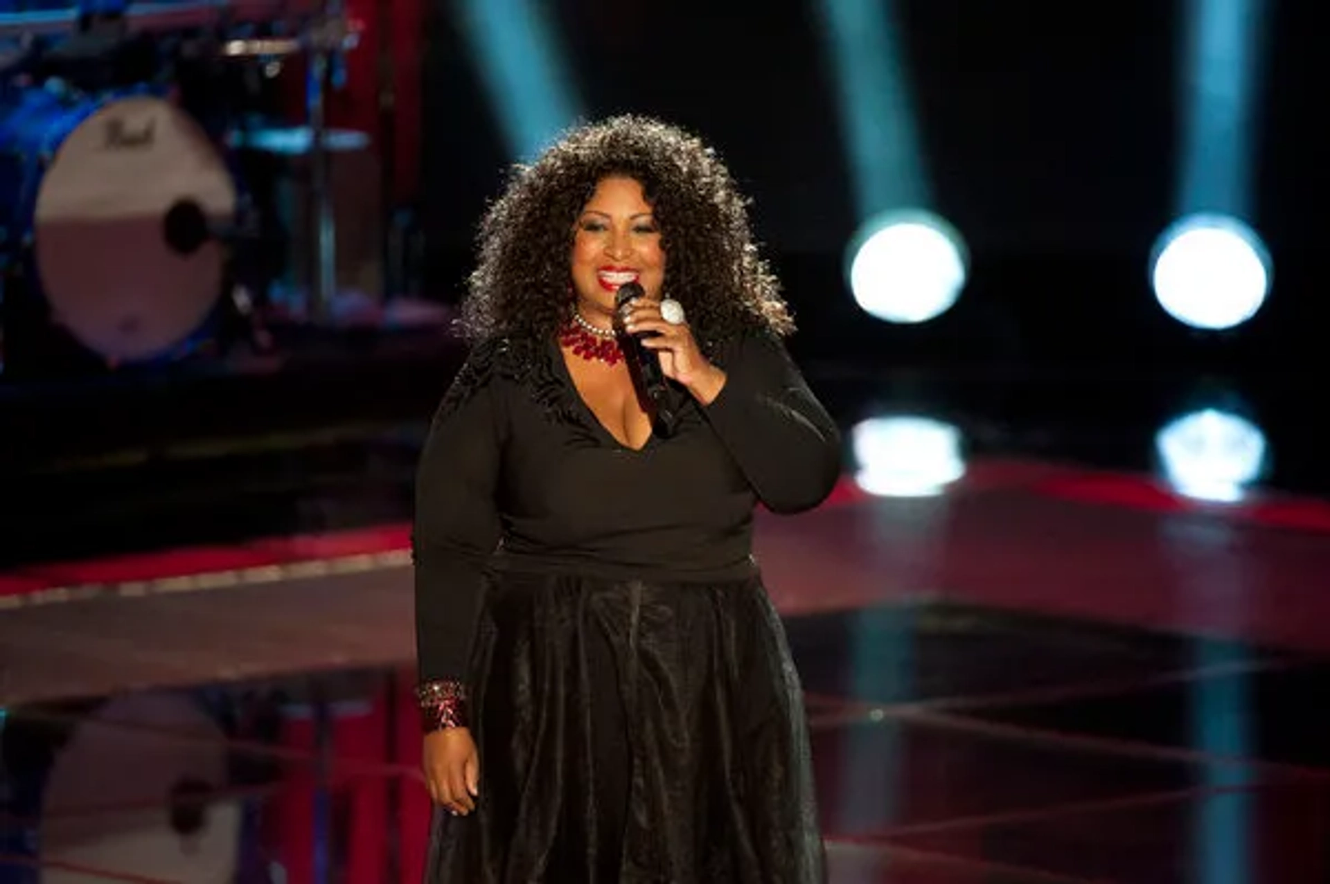 Kim Yarbrough in The Voice (2011)