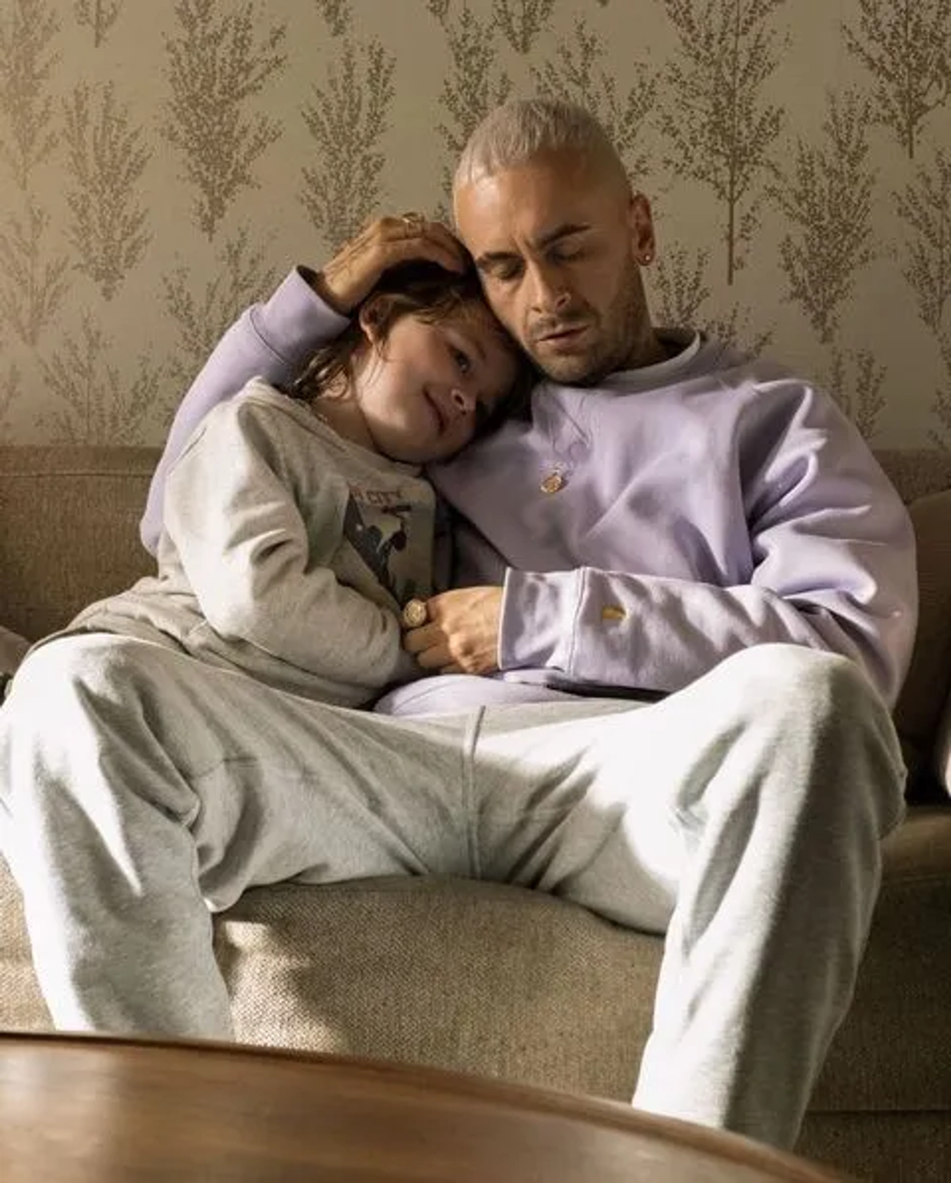 Joe Gilgun and Jude Riordan in Brassic (2019)