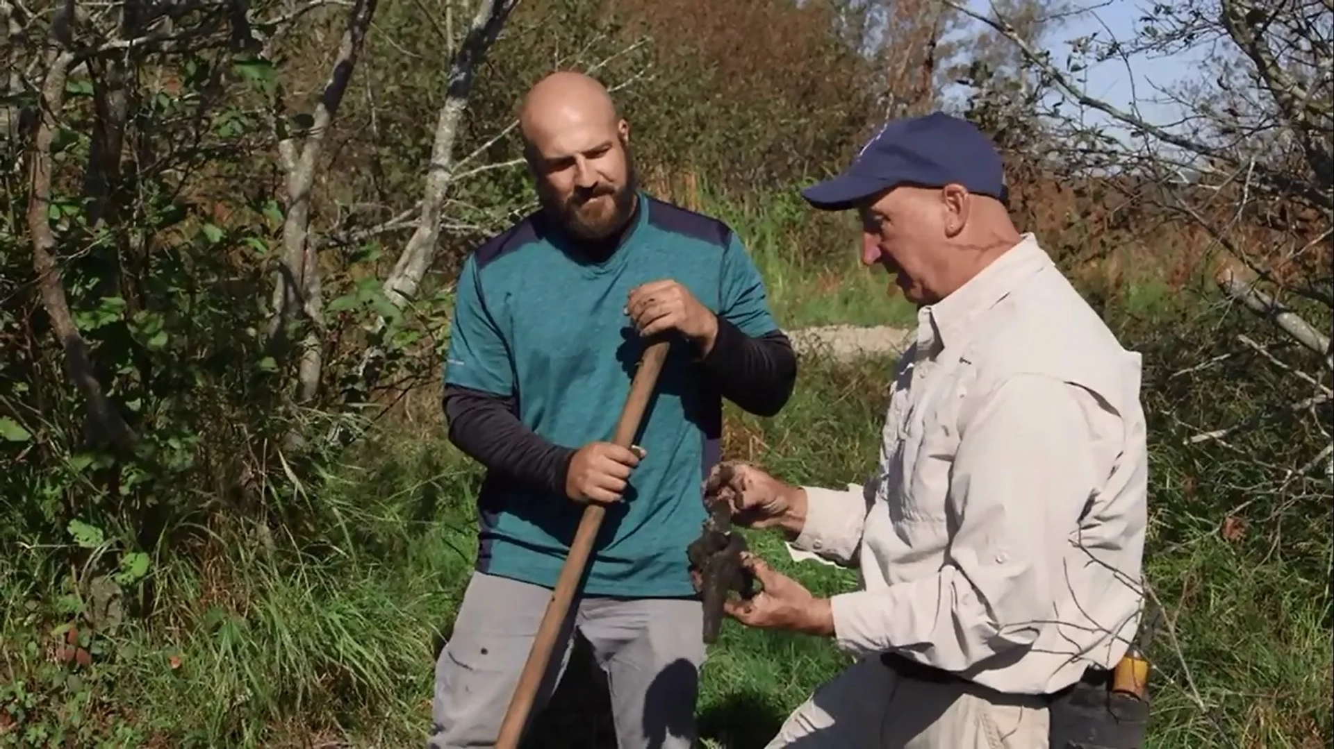 Jack Begley and Gary Drayton in The Curse of Oak Island: Bromancing the Stones (2020)