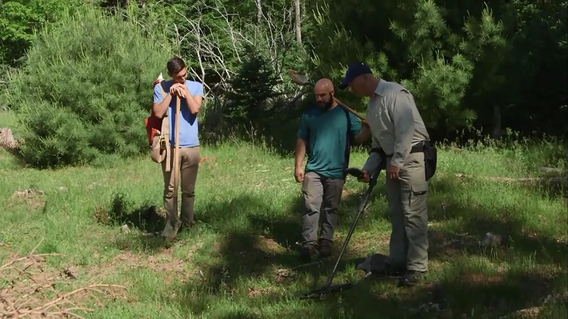 Jack Begley, Peter Fornetti, and Gary Drayton in The Curse of Oak Island: Fortified (2020)