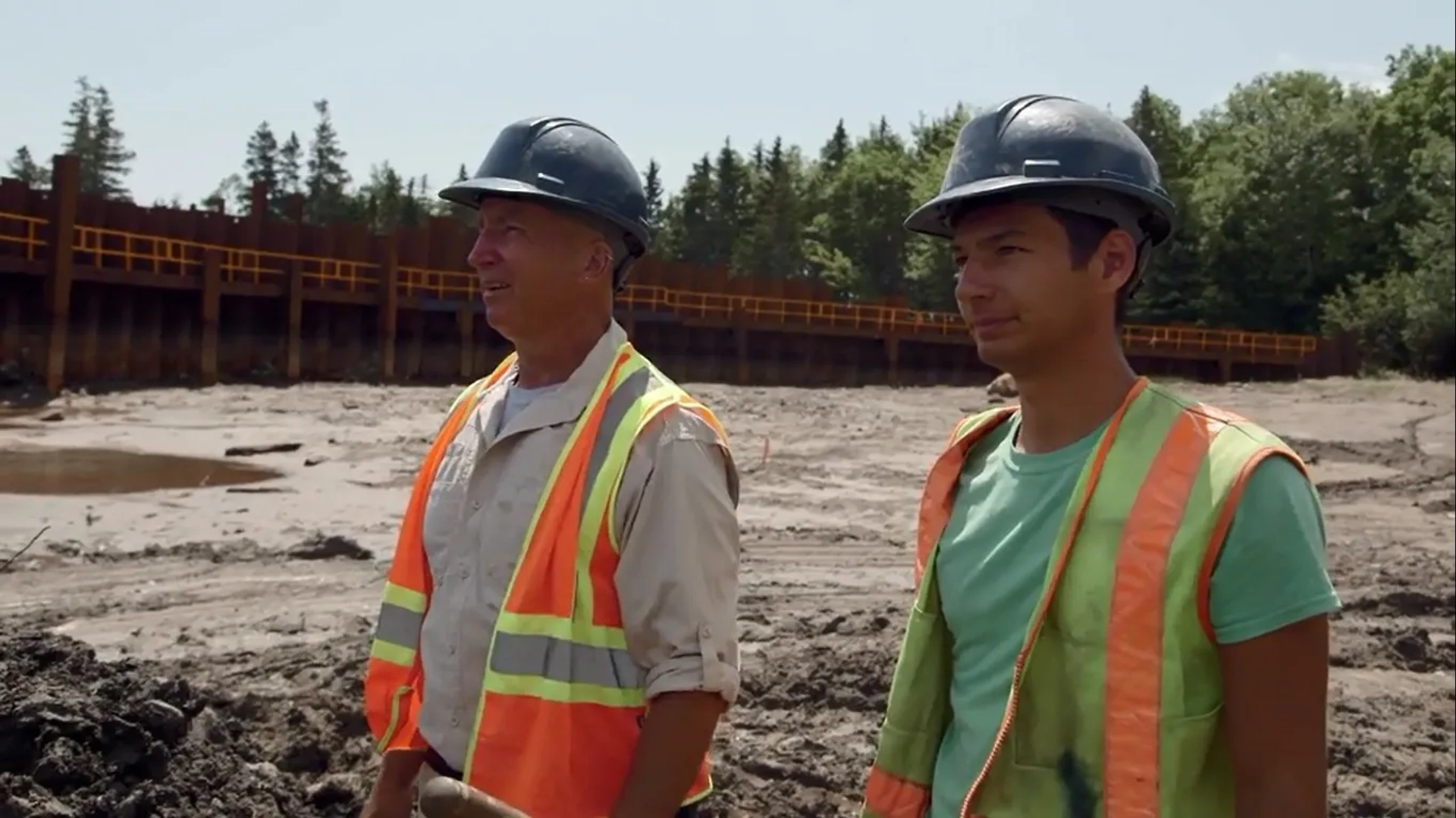 Peter Fornetti and Gary Drayton in The Curse of Oak Island: An Eye for an Eye (2020)