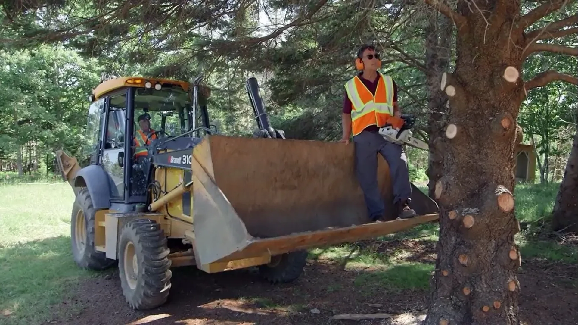 Marty Lagina and Charles Barkhouse in The Curse of Oak Island: Tunnel Visions (2019)