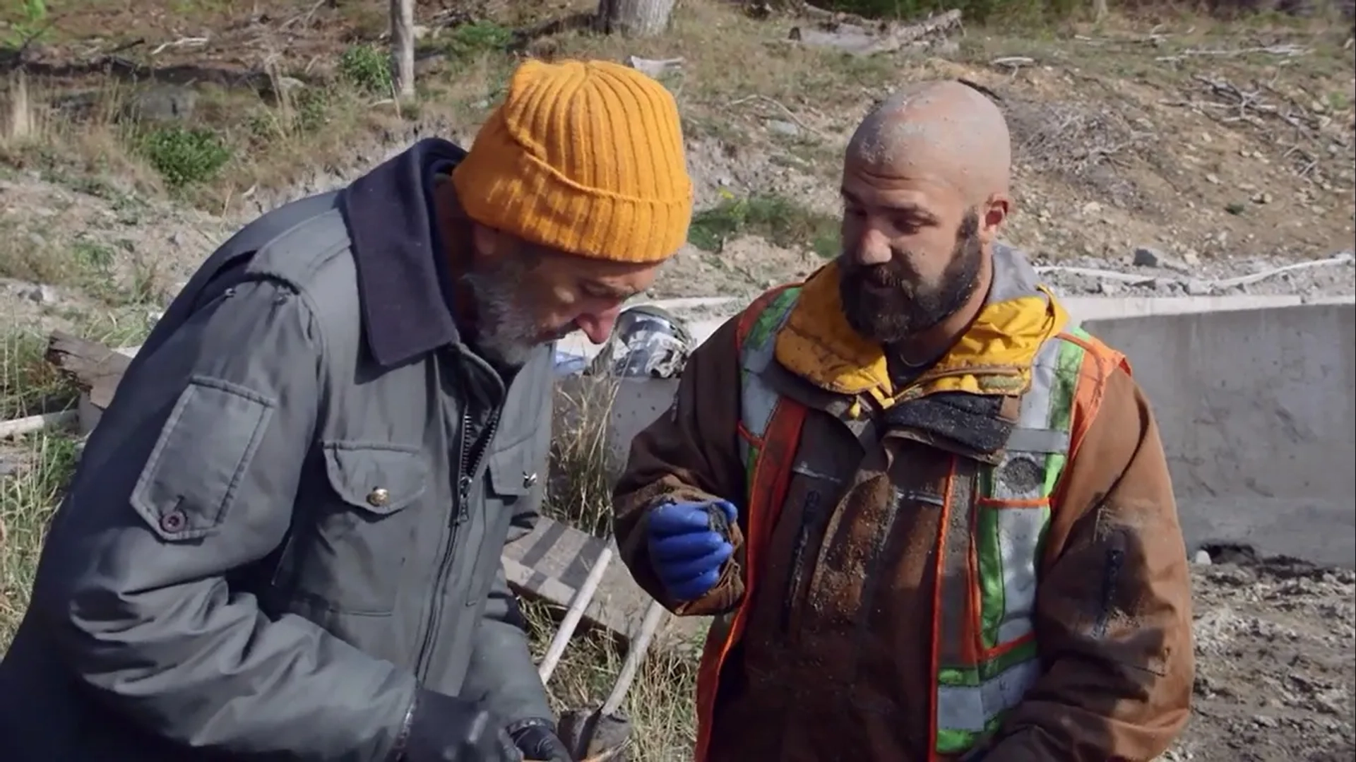 Dan Henskee and Jack Begley in The Curse of Oak Island (2014)