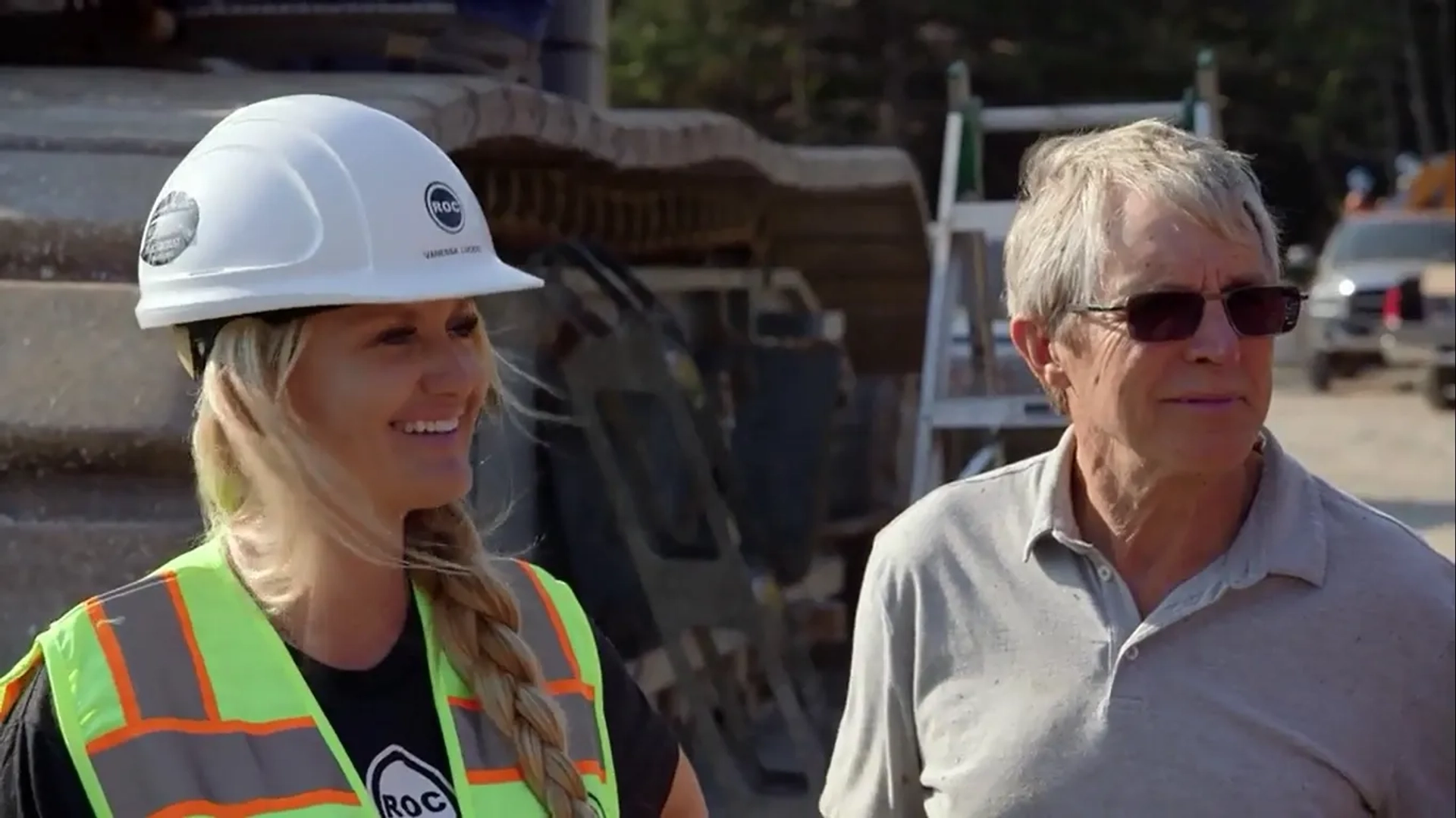 Craig Tester and Vanessa Lucido in The Curse of Oak Island (2014)