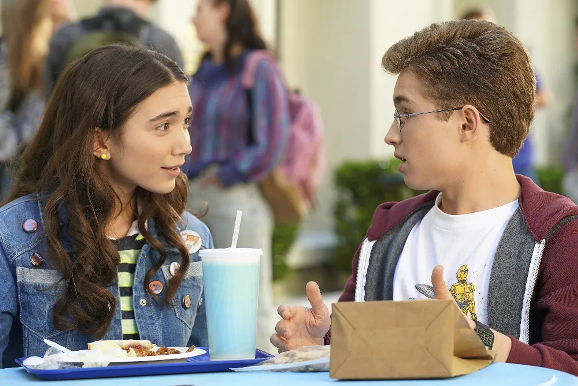 Rowan Blanchard and Sean Giambrone in The Goldbergs (2013)