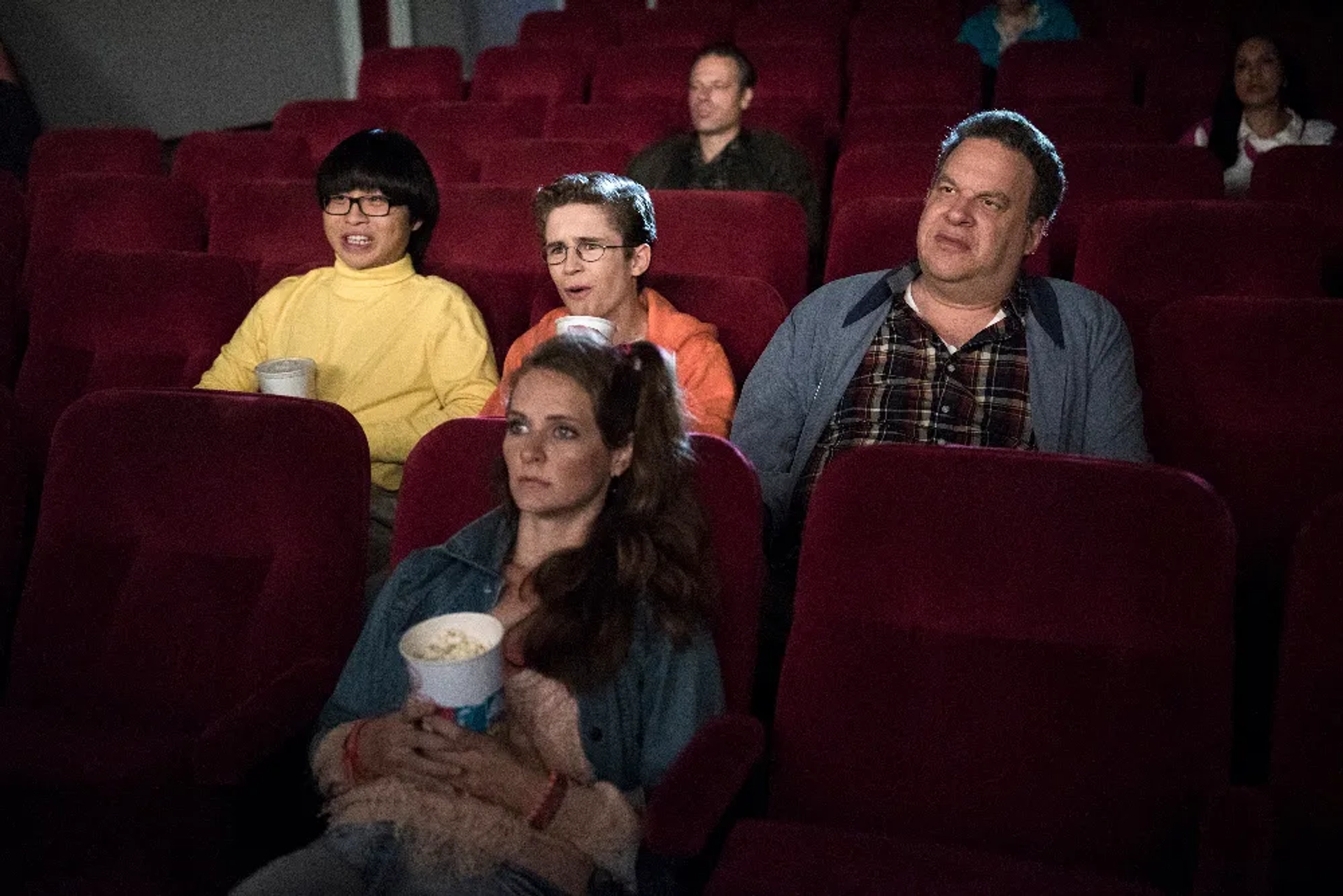 Jeff Garlin, Sean Giambrone, and Kenny Ridwan in The Goldbergs (2013)