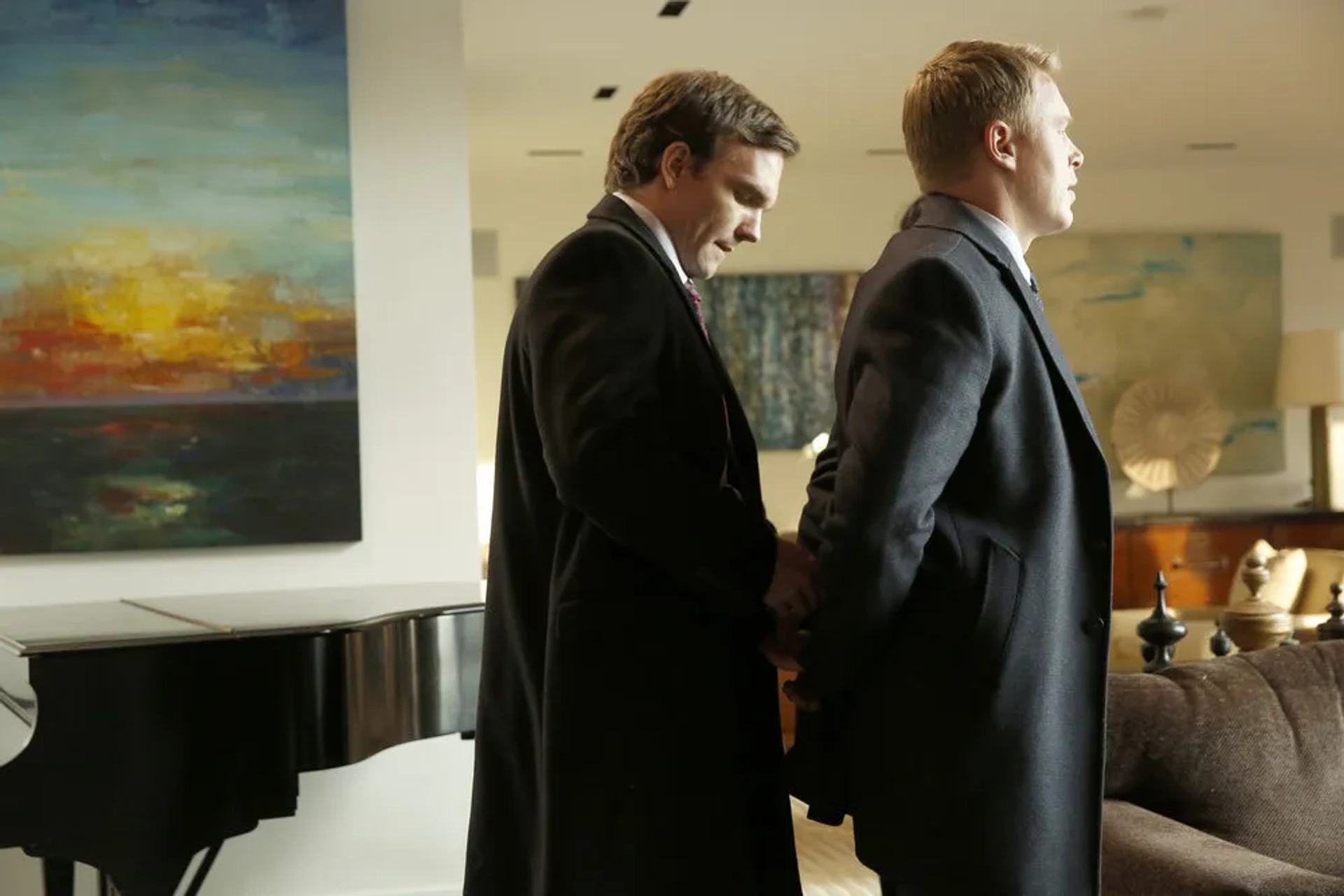 Diego Klattenhoff and Roger Wayne in The Blacklist (2013)