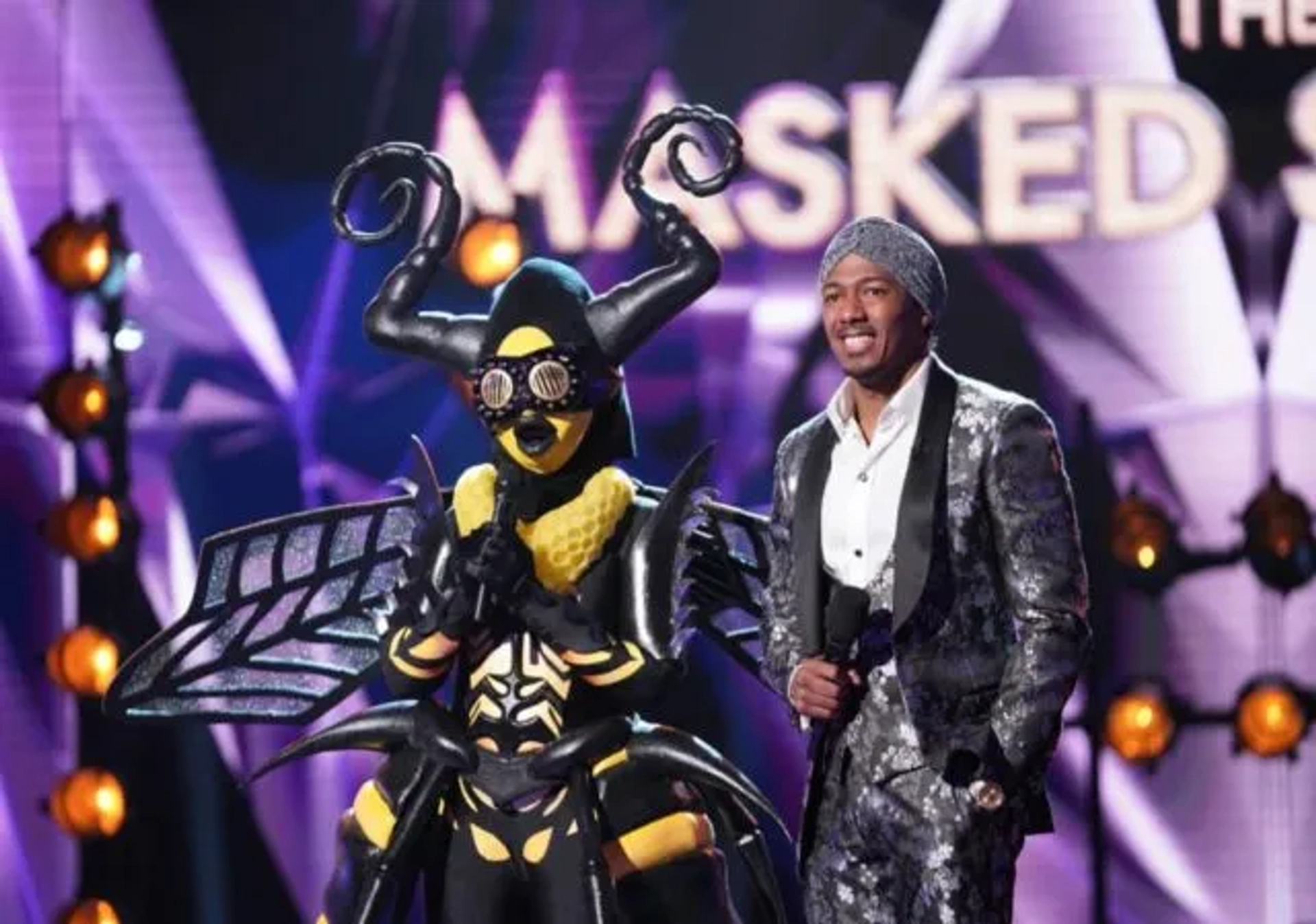 Nick Cannon and Gladys Knight in The Masked Singer (2019)