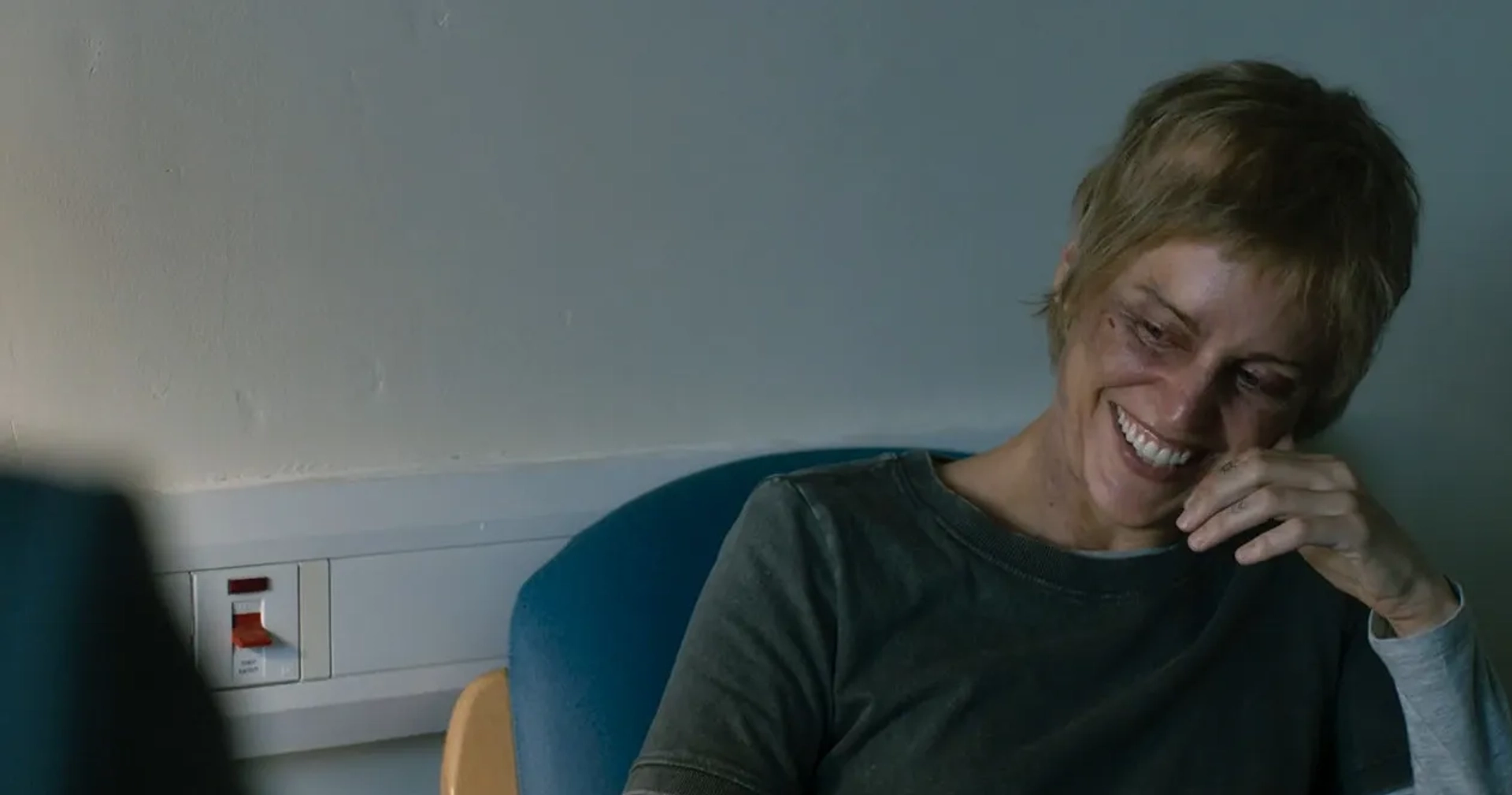 Denise Gough in Too Close (2021)