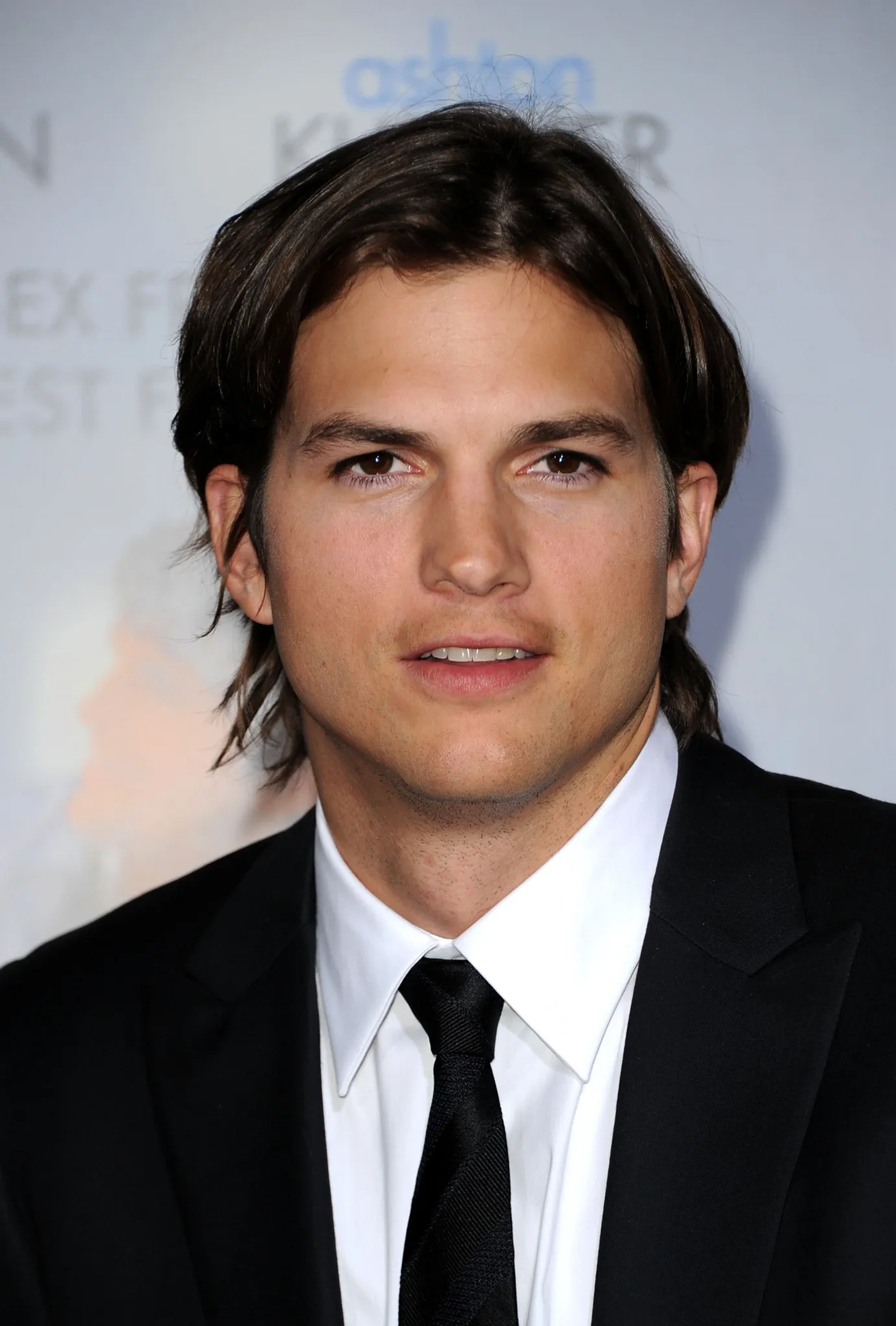 Ashton Kutcher at an event for No Strings Attached (2011)