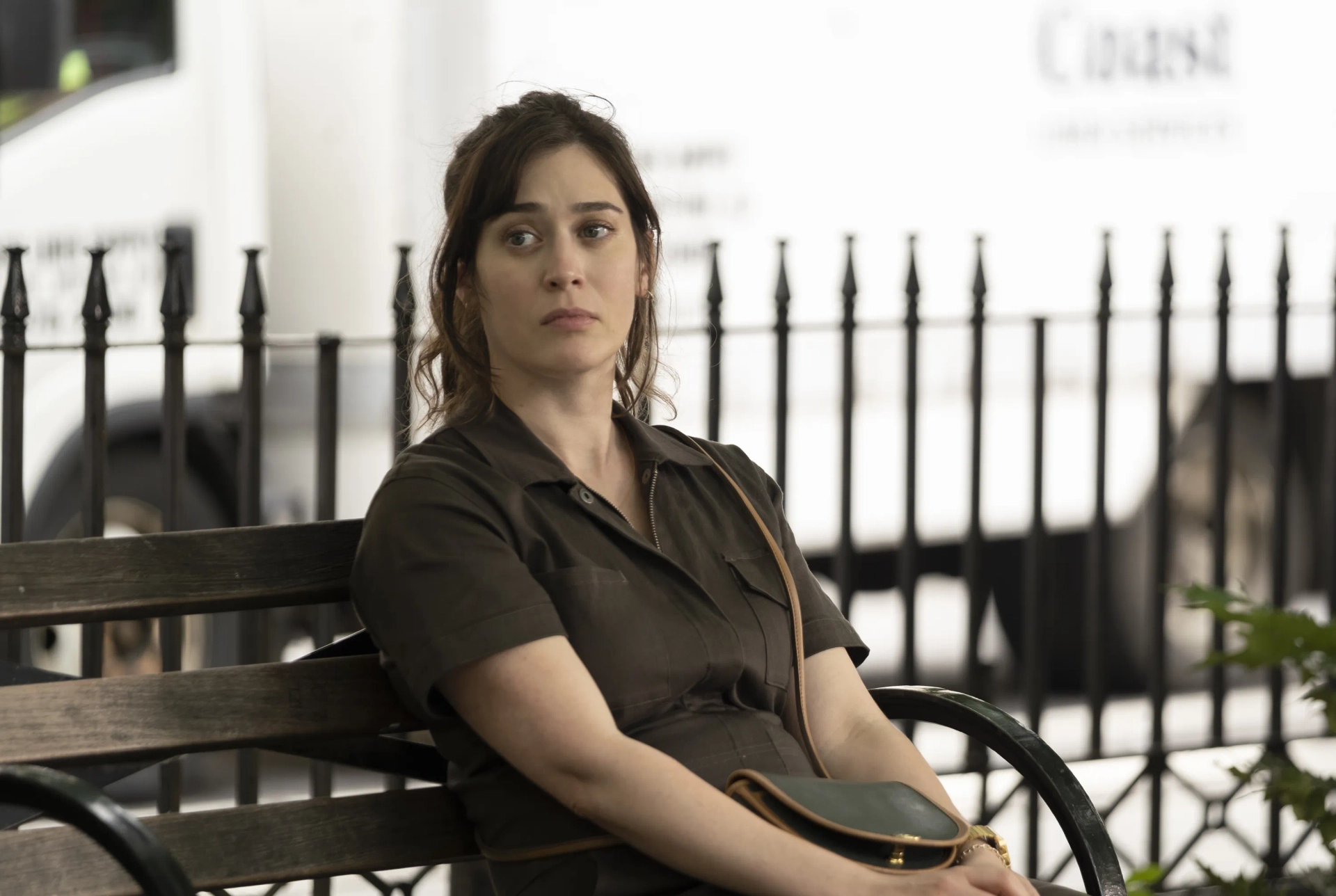 Lizzy Caplan in Fleishman Is in Trouble (2022)