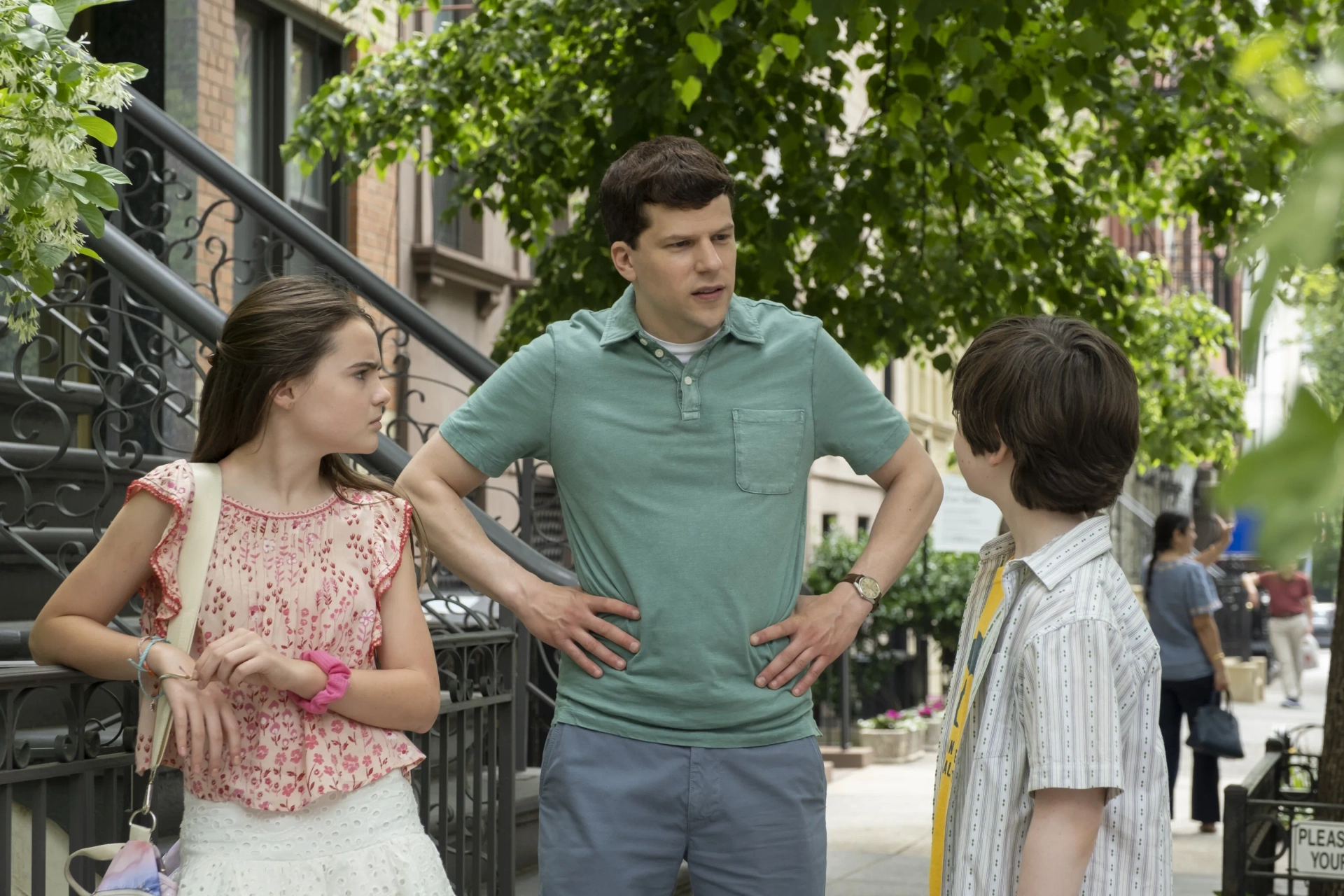 Jesse Eisenberg, Meara Mahoney Gross, and Maxim Swinton in Fleishman Is in Trouble (2022)