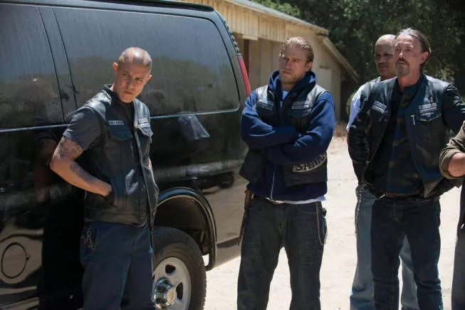 Tommy Flanagan, Charlie Hunnam, Theo Rossi, and David Labrava in Sons of Anarchy (2008)