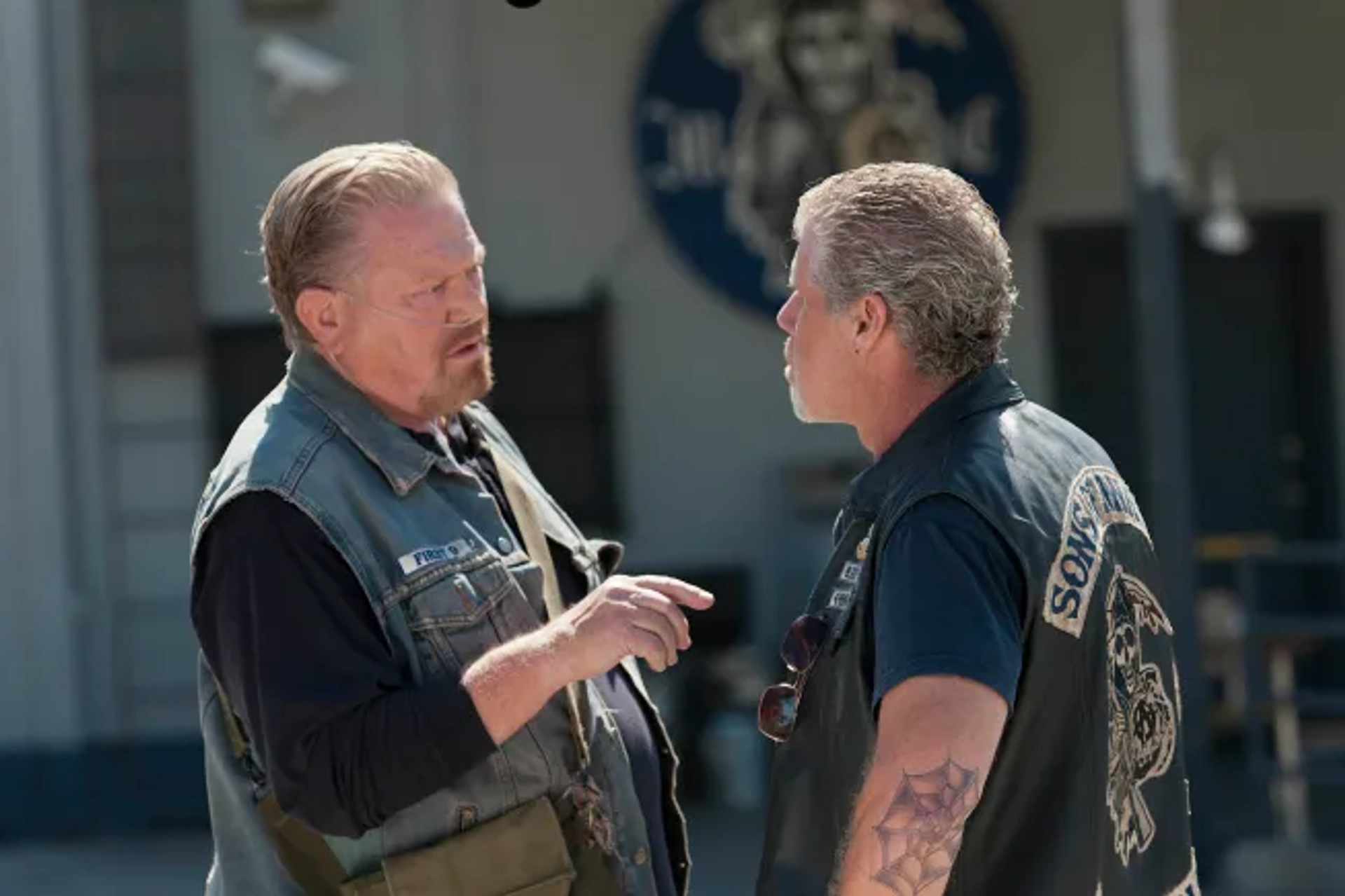 Ron Perlman and William Lucking in Sons of Anarchy (2008)