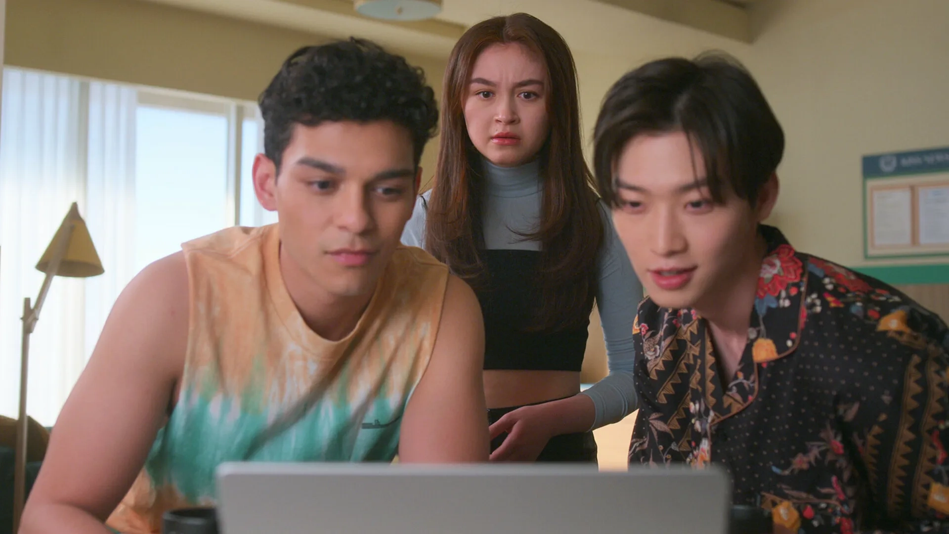 Sang Heon Lee, Anthony Keyvan, and Anna Cathcart in XO, Kitty (2023)