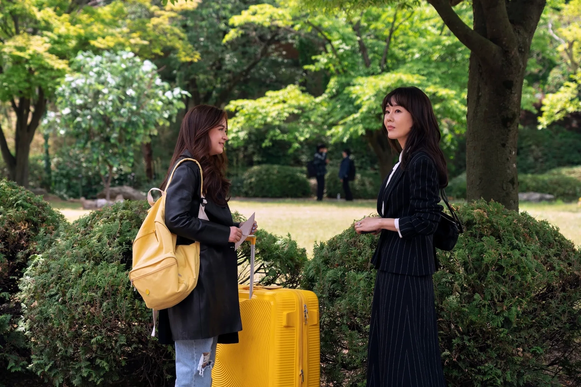 Yunjin Kim and Anna Cathcart in XO, Kitty (2023)