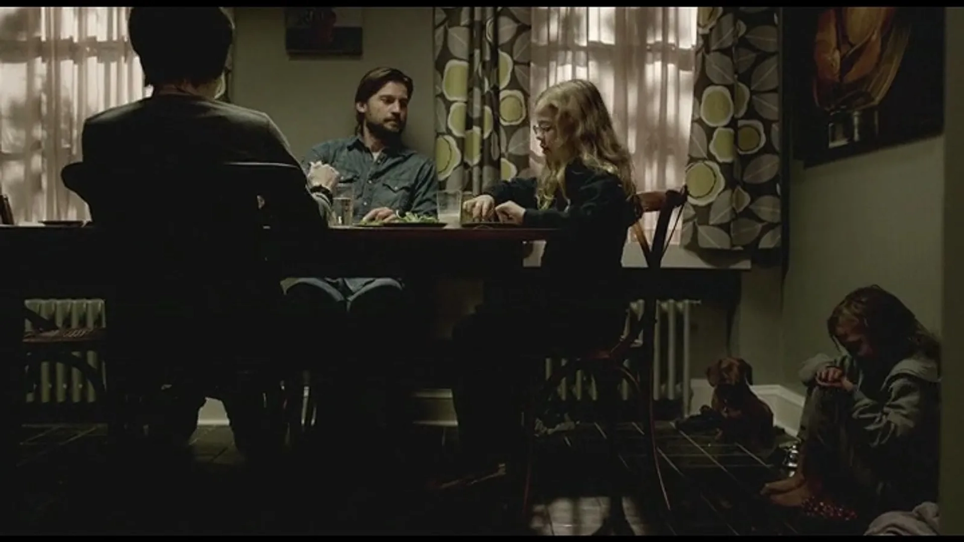 Nikolaj Coster-Waldau, Jessica Chastain, Megan Charpentier, and Isabelle Nélisse in Mama (2013)