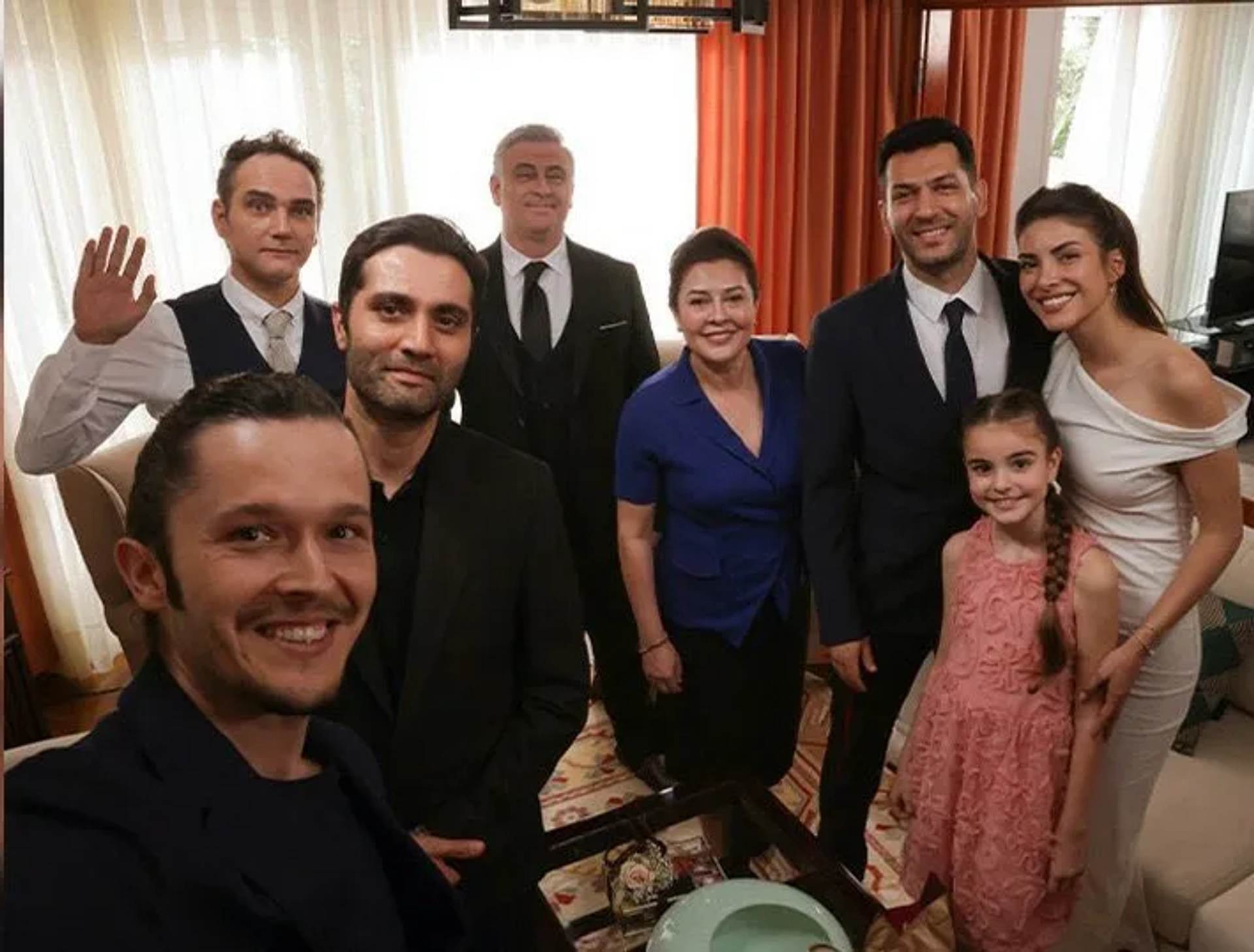 Ela Naz Koçak, Murat Yildirim, Serdar Yegin, Ebru Nil Aydin, Turgut Tuncalp, Deniz Baysal, Yunus Emre Yildirimer, and Ahmet Ugur Say in The Shadow Team (2021)