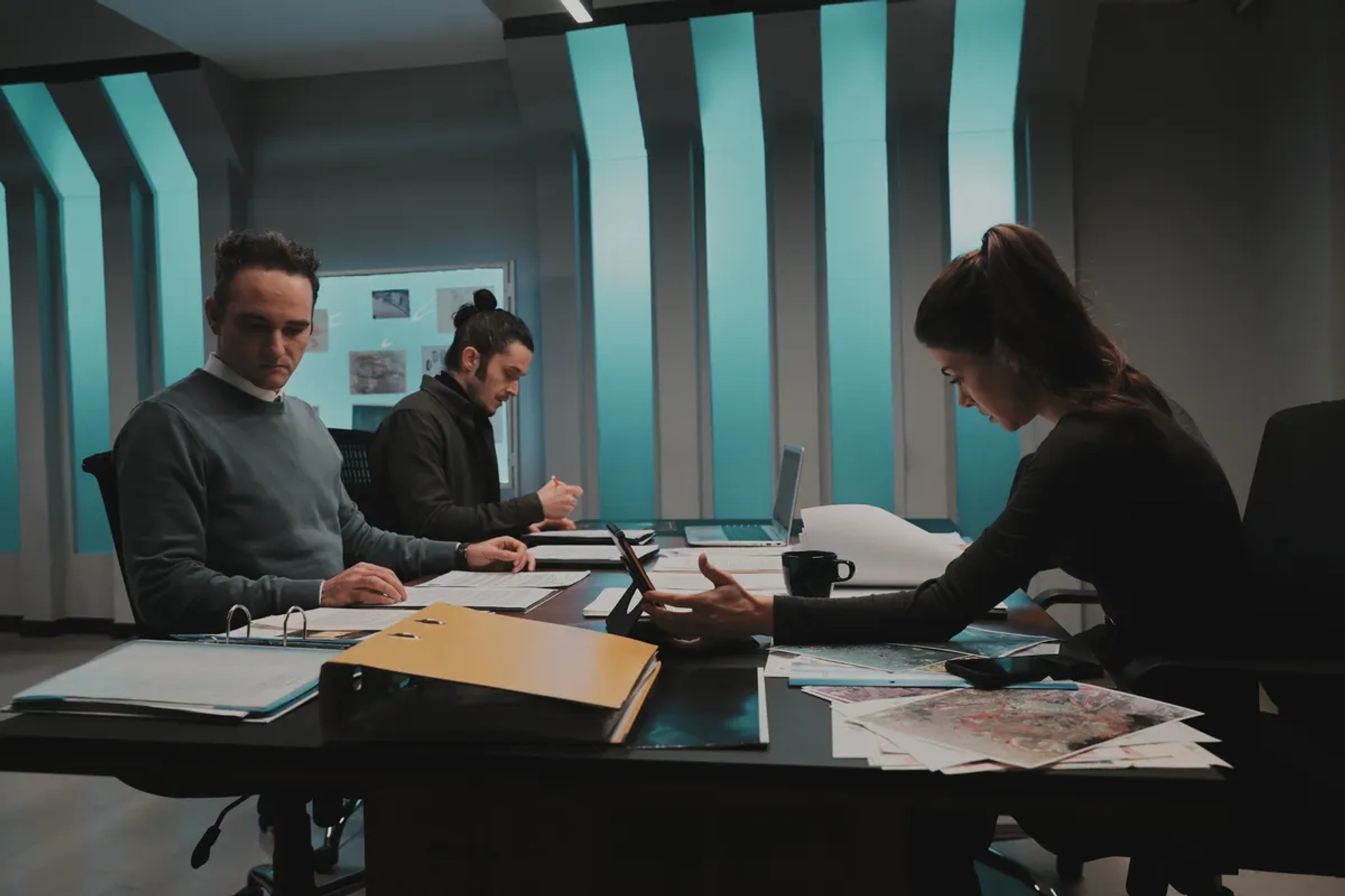 Serdar Yegin, Deniz Baysal, and Ahmet Ugur Say in The Shadow Team (2021)