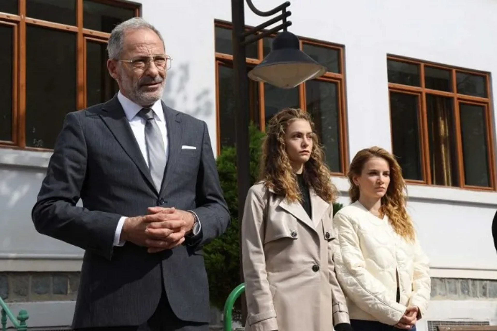 Levent Can, Seren Deniz Yalçin, and Cansu Büsra Tuman in The Shadow Team (2021)